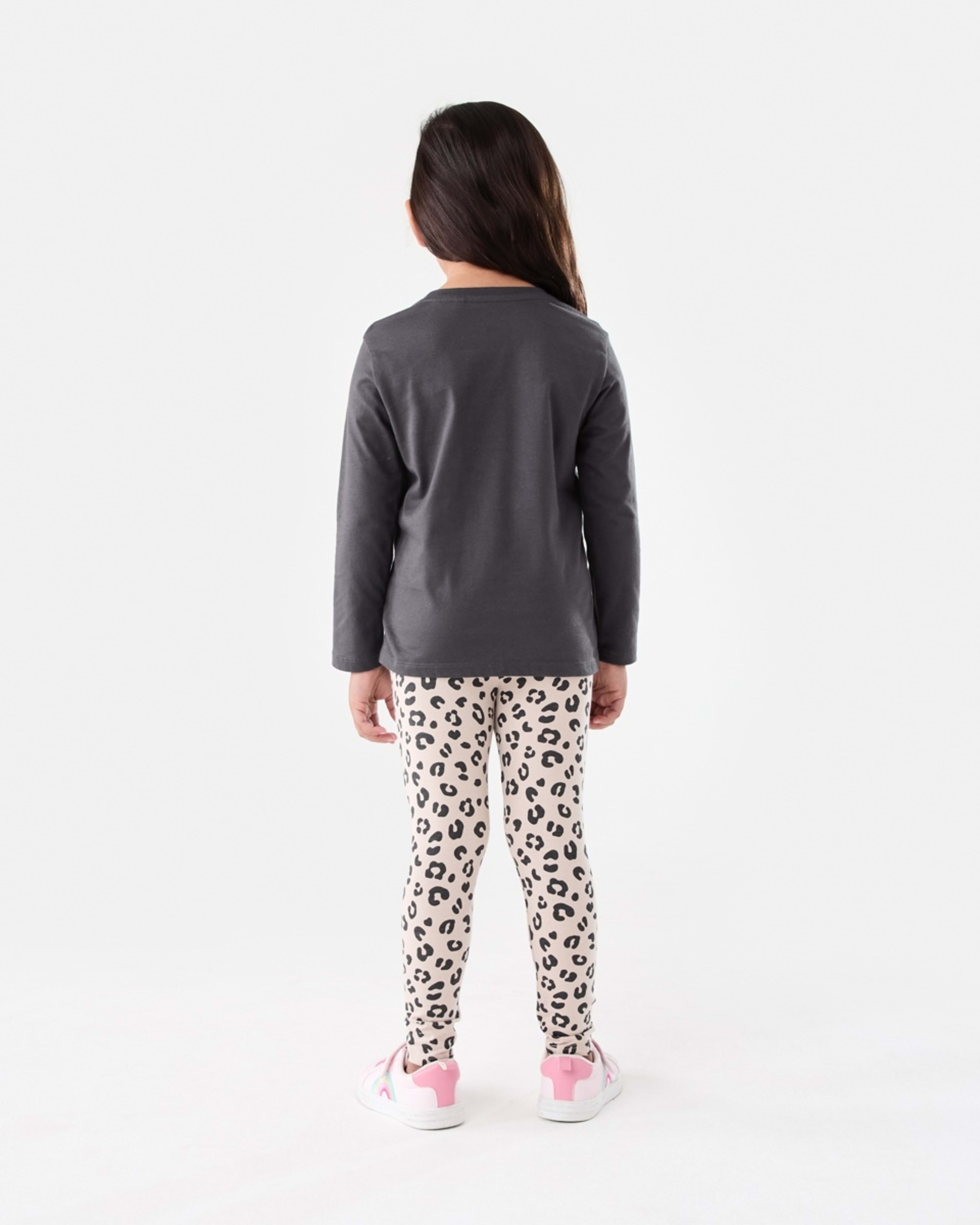 6 Long Sleeve Pocket T-shirt Nine Grey, 6 of 8