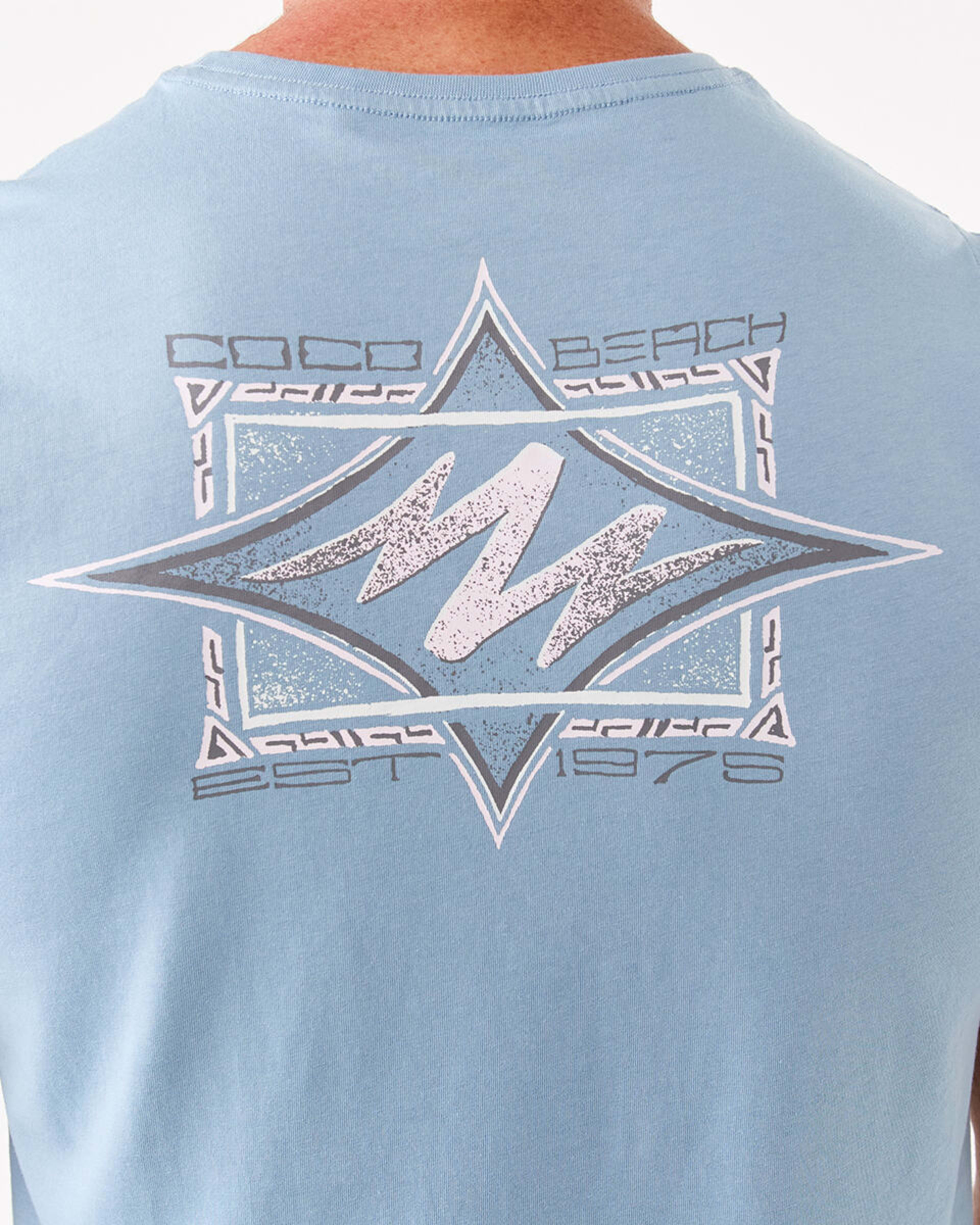7 Graphic Curved Hem Muscle Blu Ash, 7 of 7