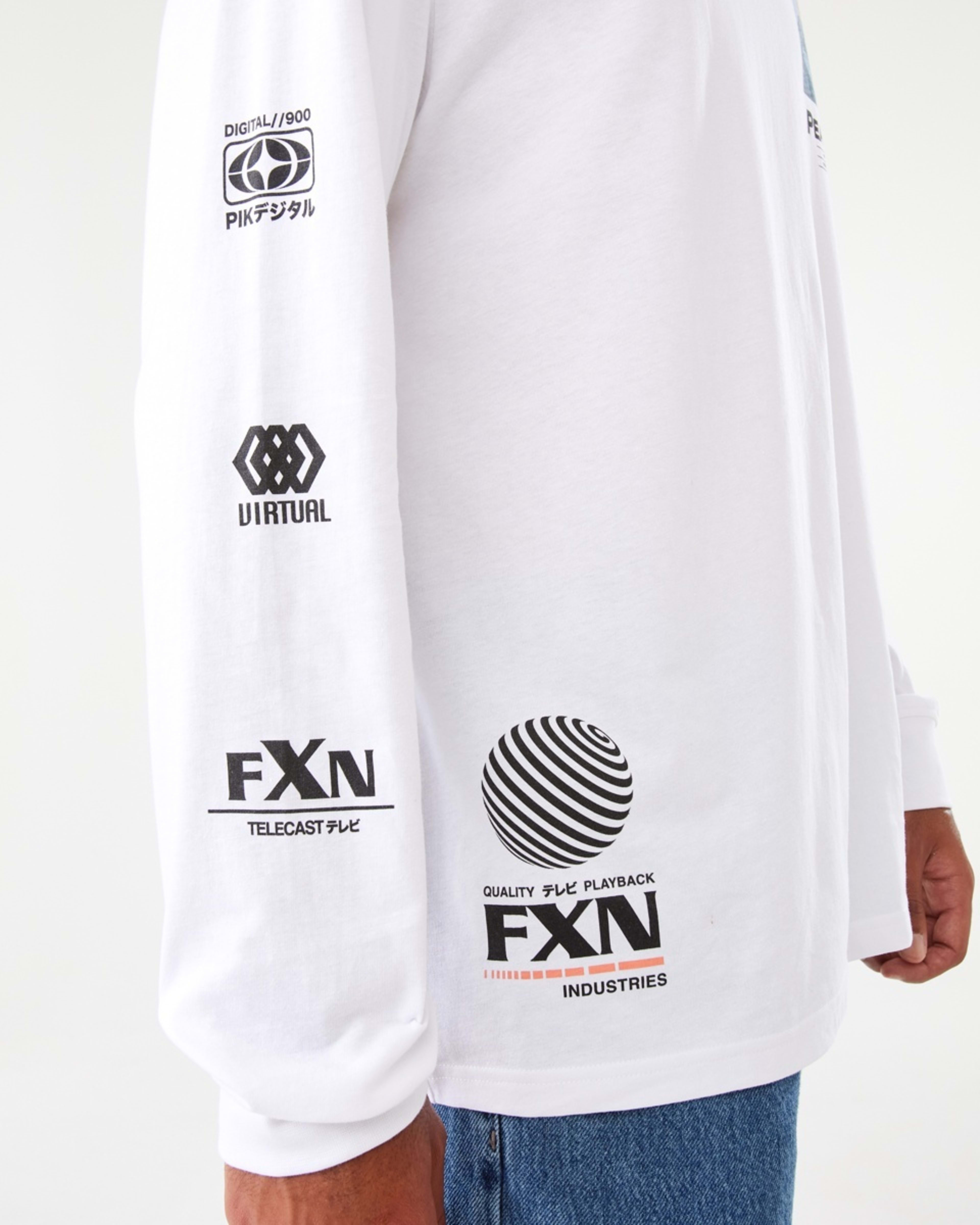 7 Long Sleeve Oversized Graphic T-shirt White, 7 of 10