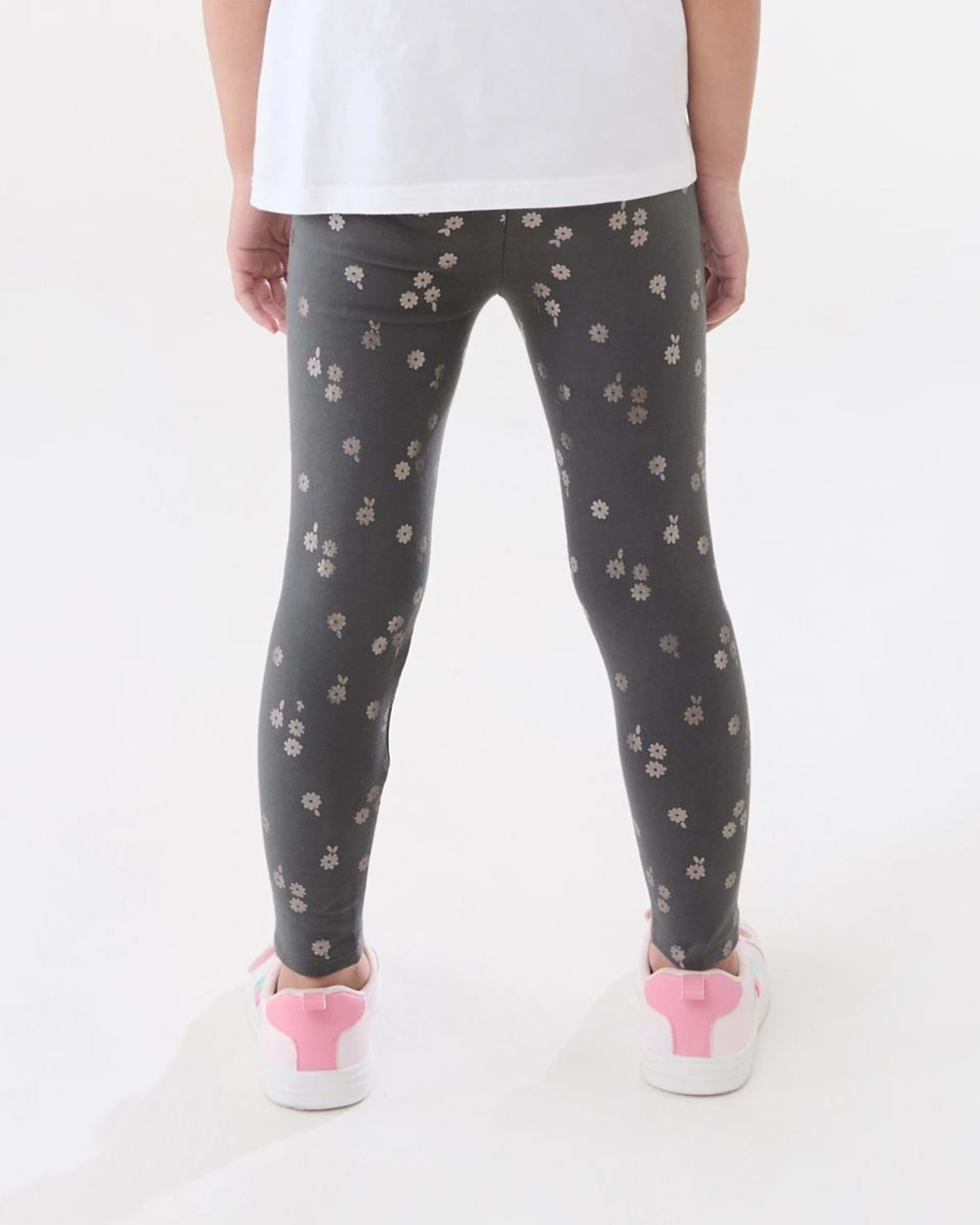 2 Foil Leggings SILVER PETALS DARK MAGNET, 2 of 5