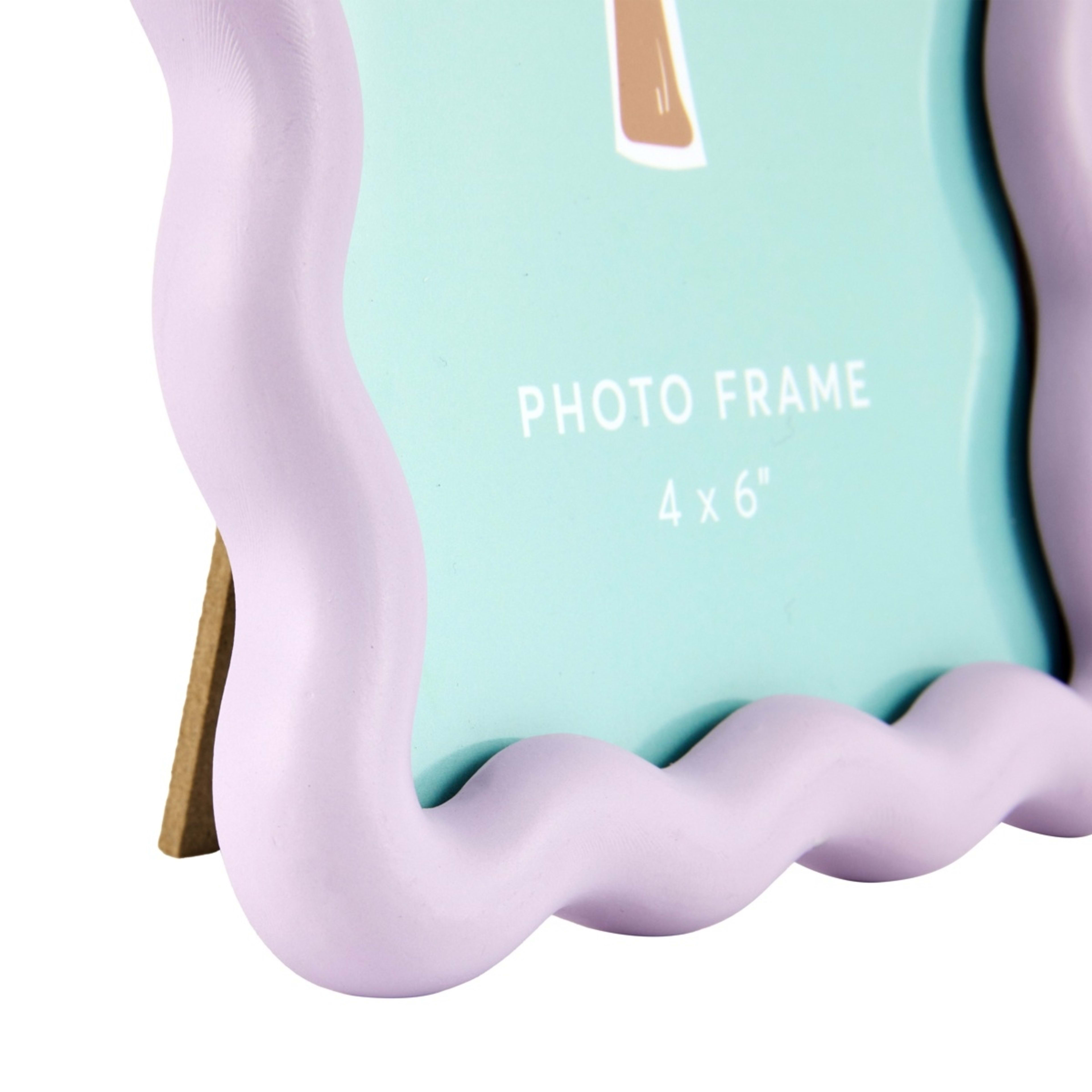 3 Wavy Frame 4in. x 6in. - Lilac, 3 of 5