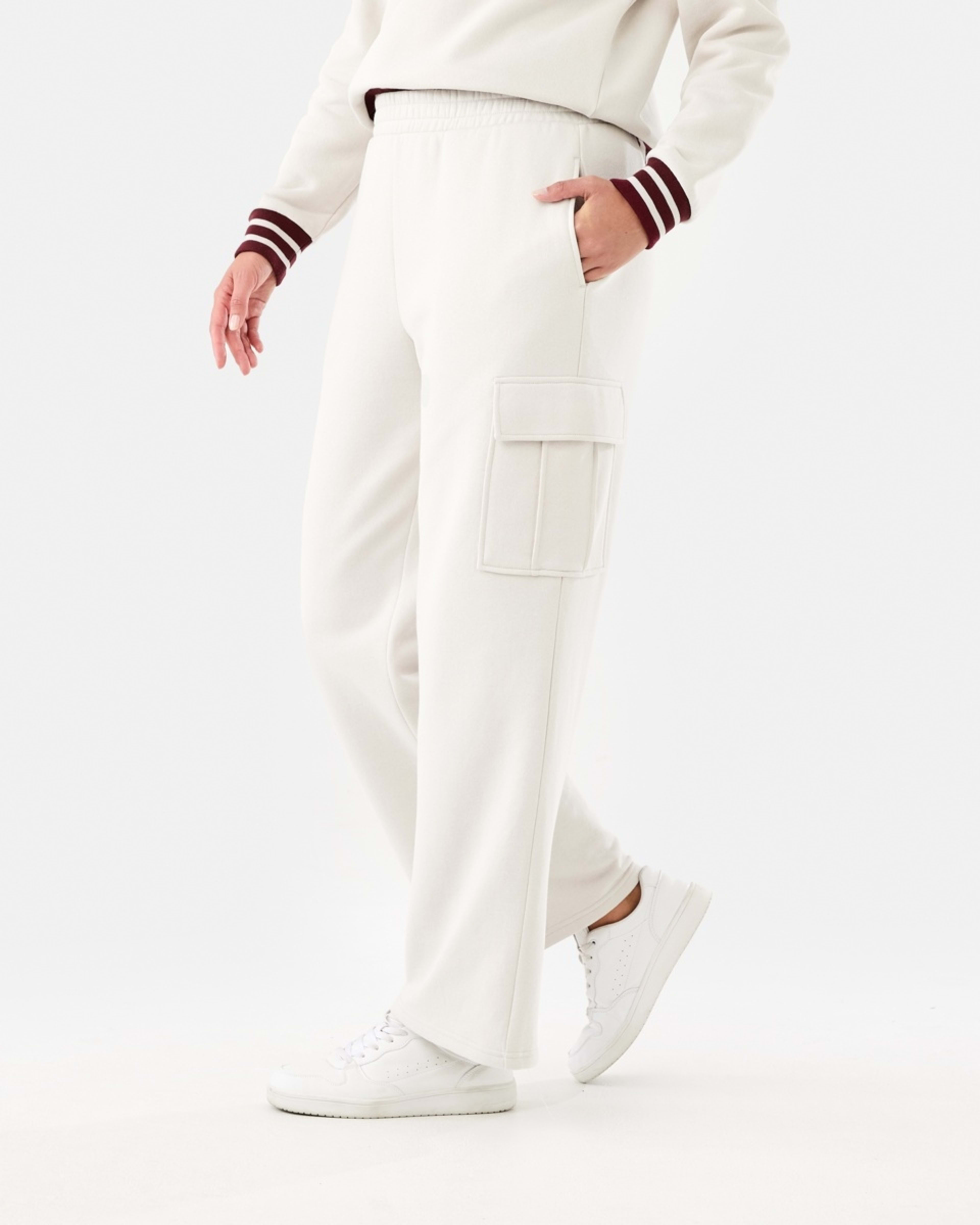 2 Cargo Wide Leg Trackpants Nat Beige, 2 of 7