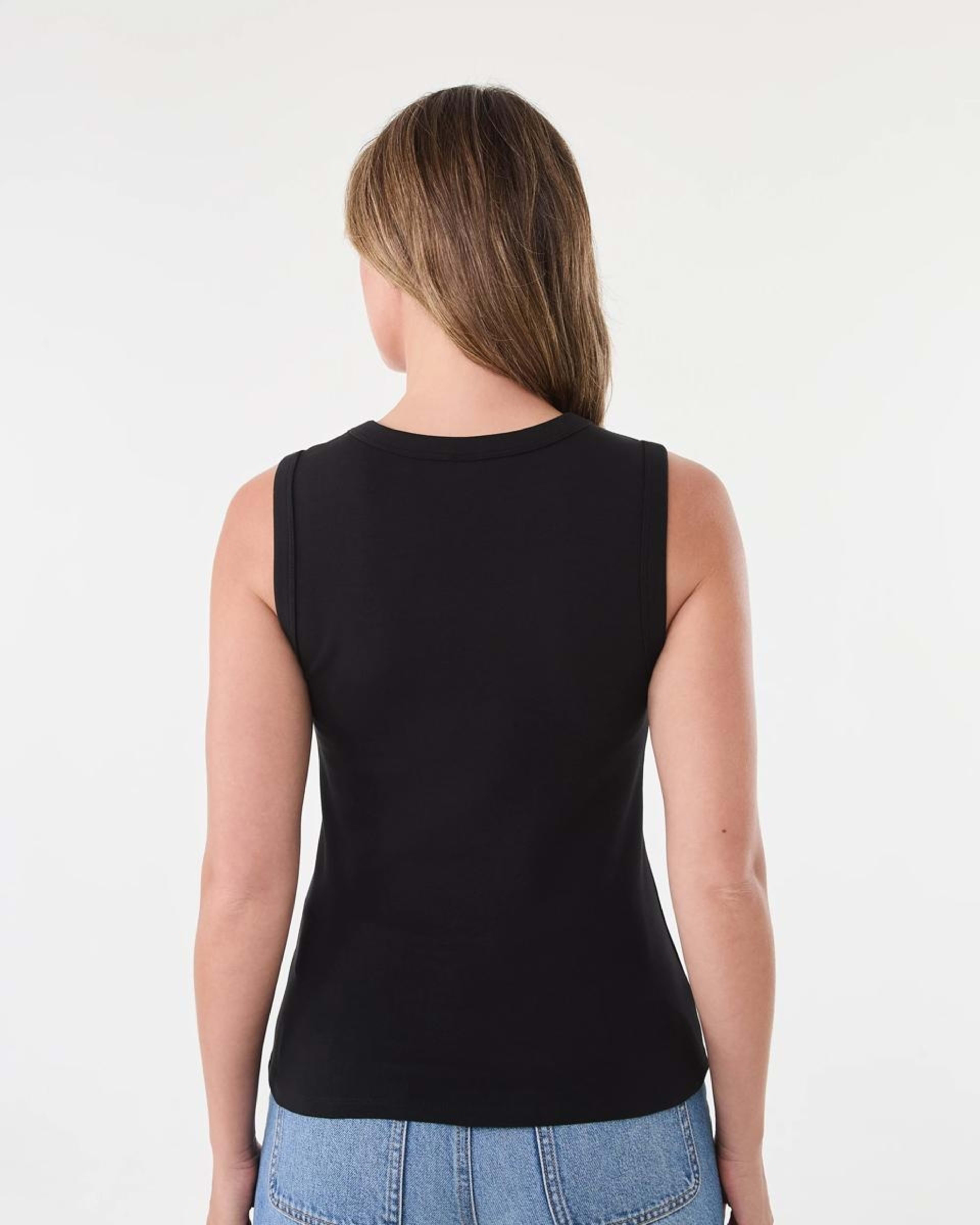 3 Sleeveless Elevated V-Neck Top Black, 3 of 5