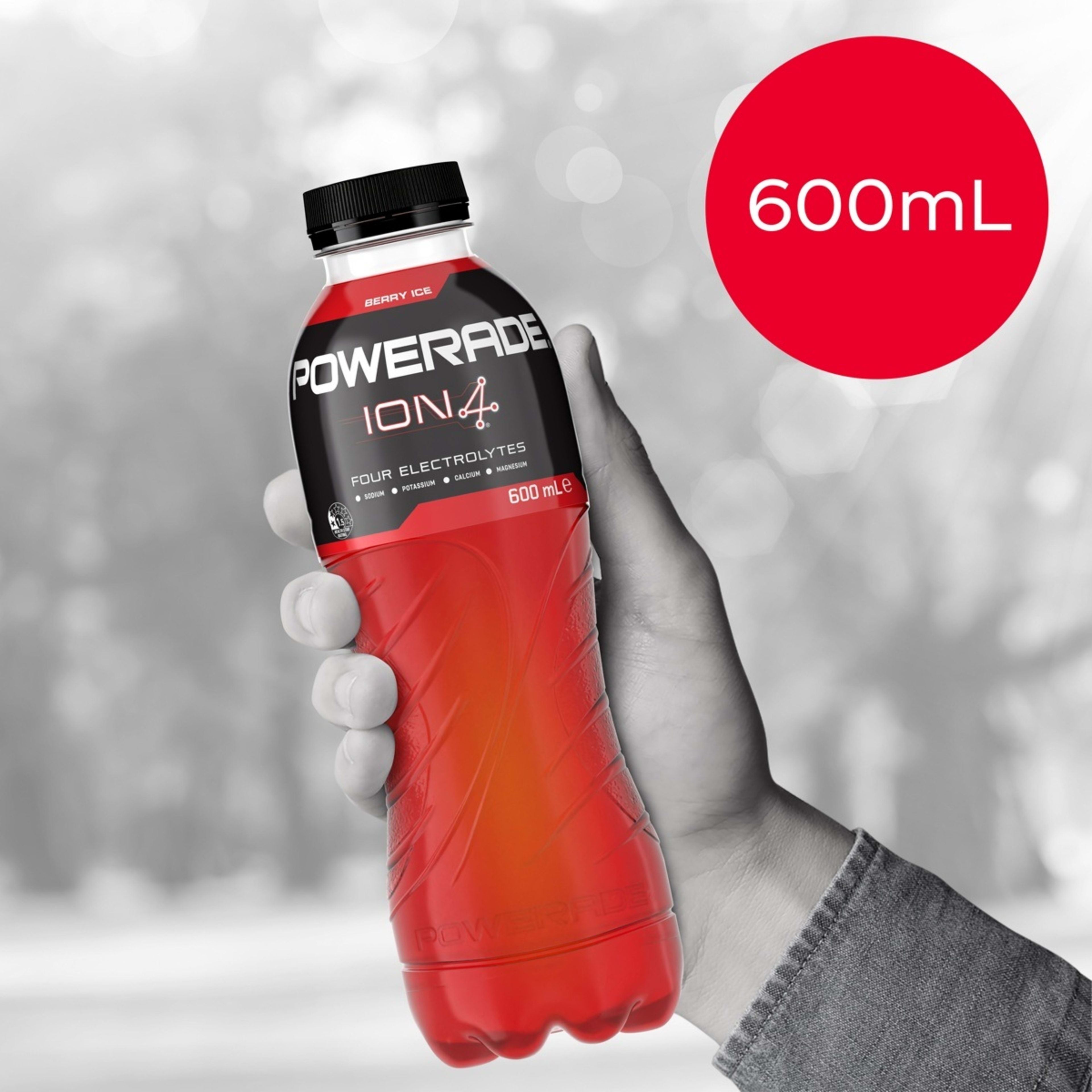 3 Powerade Isotonic Berry Ice Sports Drink 600ml, 3 of 3