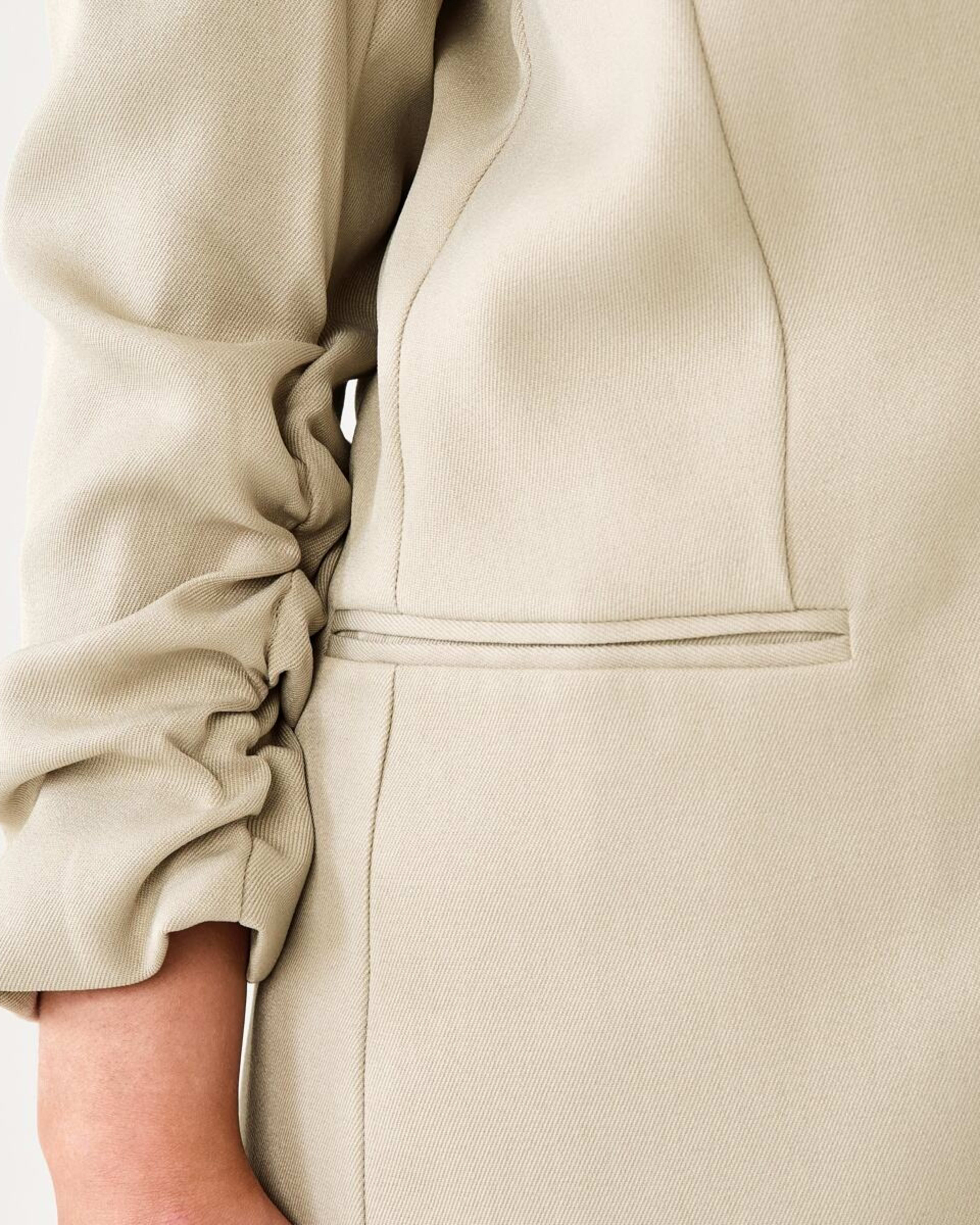 7 Ruched Sleeve Blazer DUNE BEIGE, 7 of 7