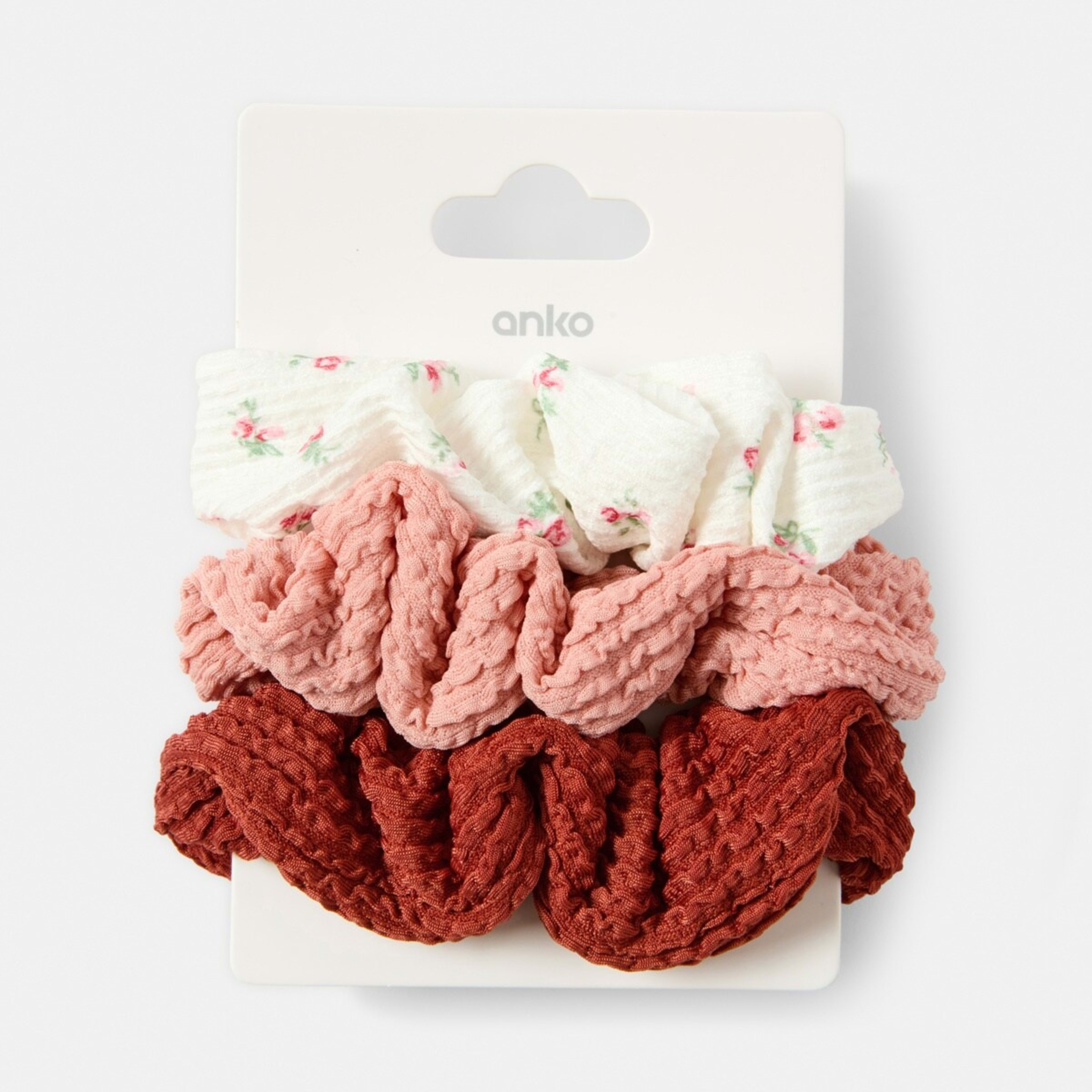 4 3 Pack Seersucker Floral Hair Scrunchies, 4 of 4