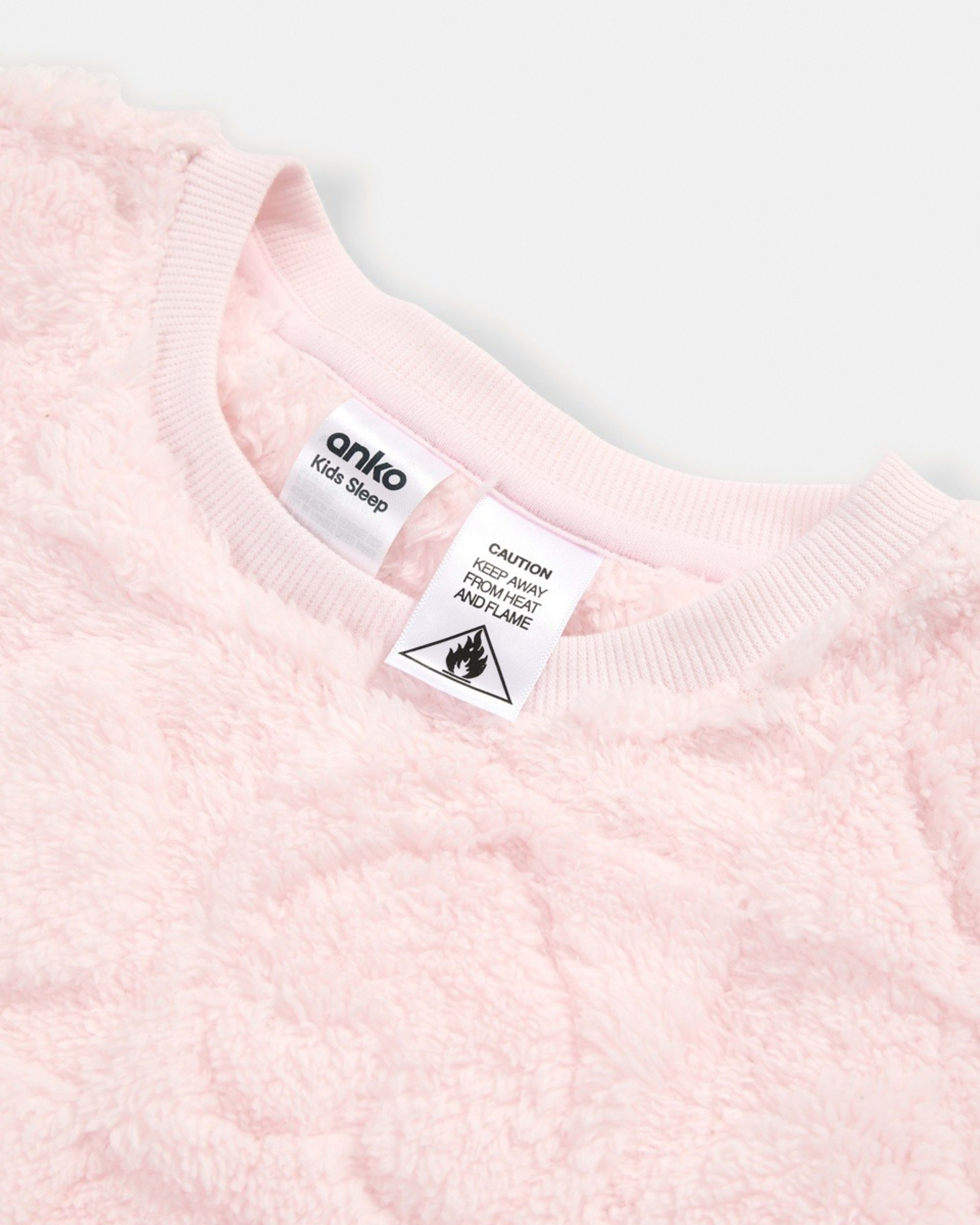 7 Fluffy Pyjama Set Pink Hearts, 7 of 8