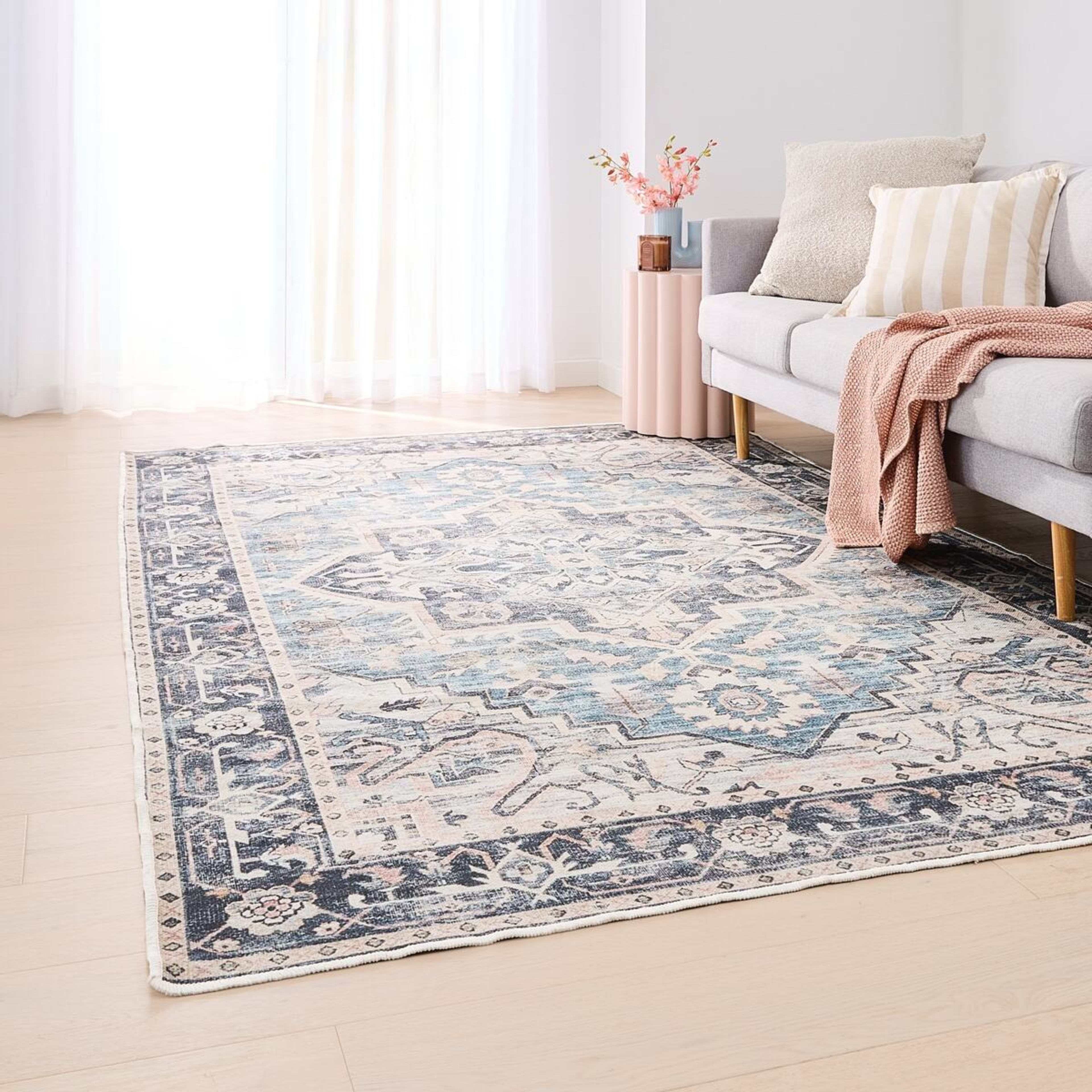 1 Mika Washable Rug - Extra Large, 270cm x 180cm