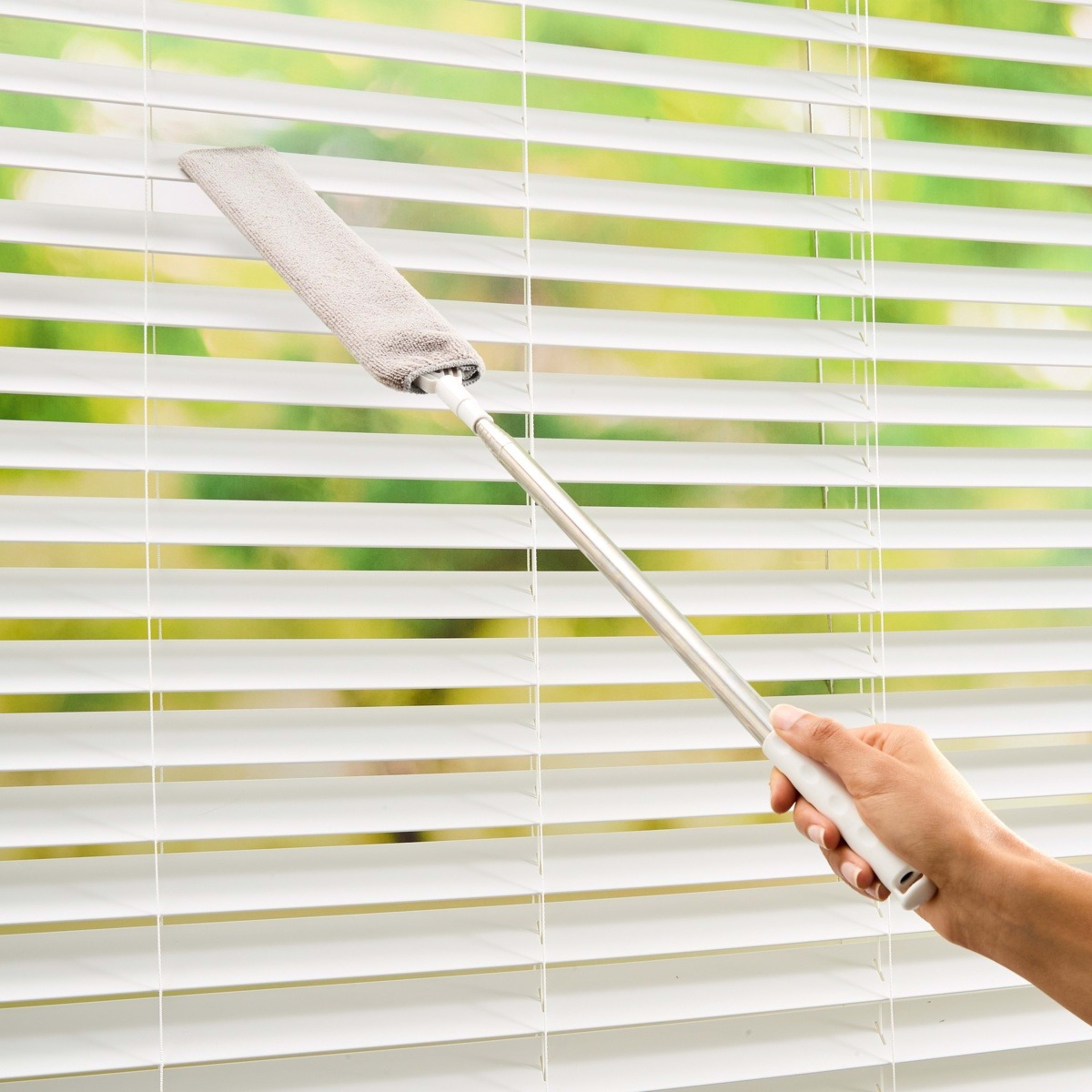 2 3 Piece Dusting Telescopic Set, 2 of 8