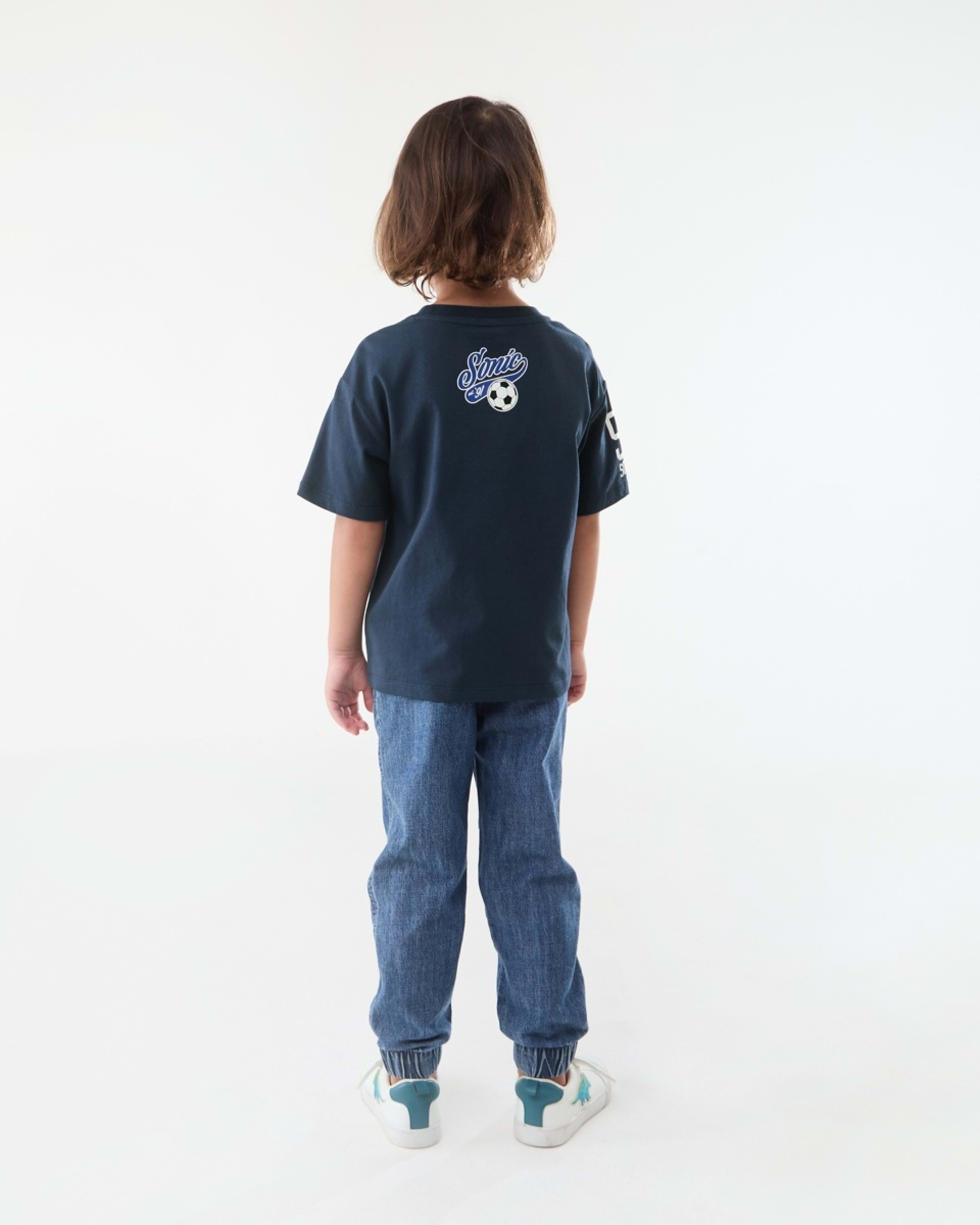 8 Sonic License T-shirt SONIC PLAYS SOCCER, 8 of 8