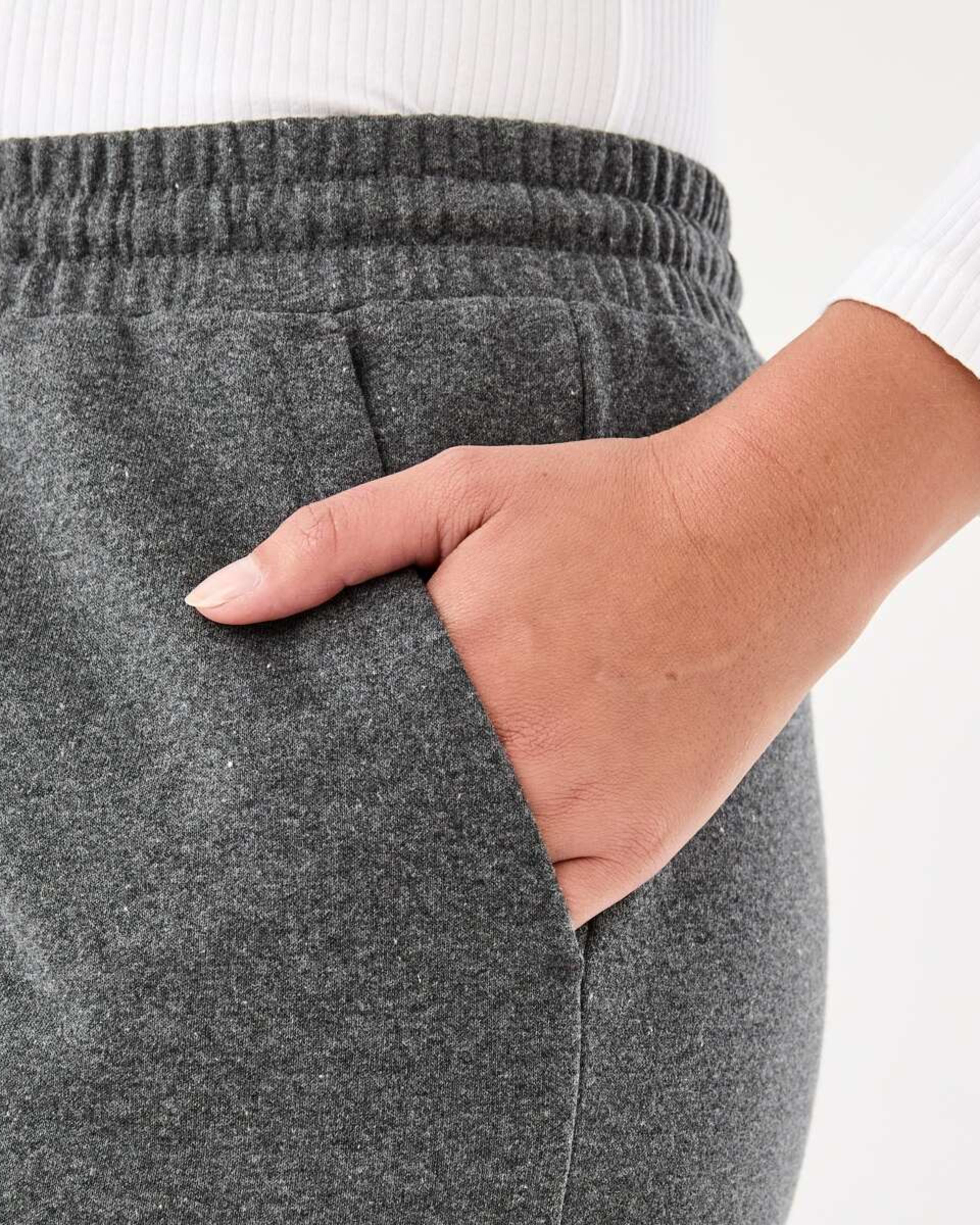 5 Straight Leg Trackpants Gry Chmrle, 5 of 6
