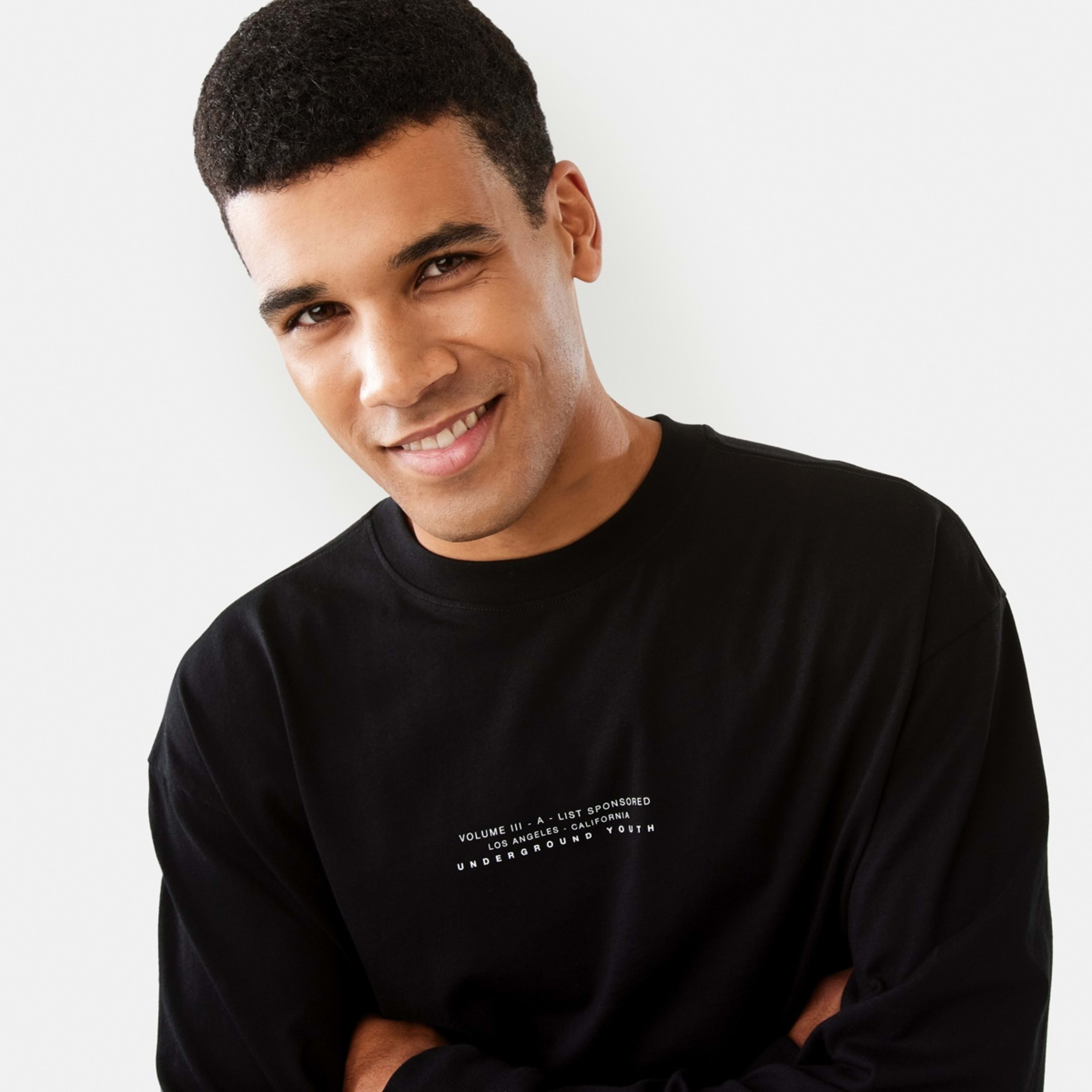 5 Long Sleeve Oversized Graphic T-shirt Black, 5 of 7