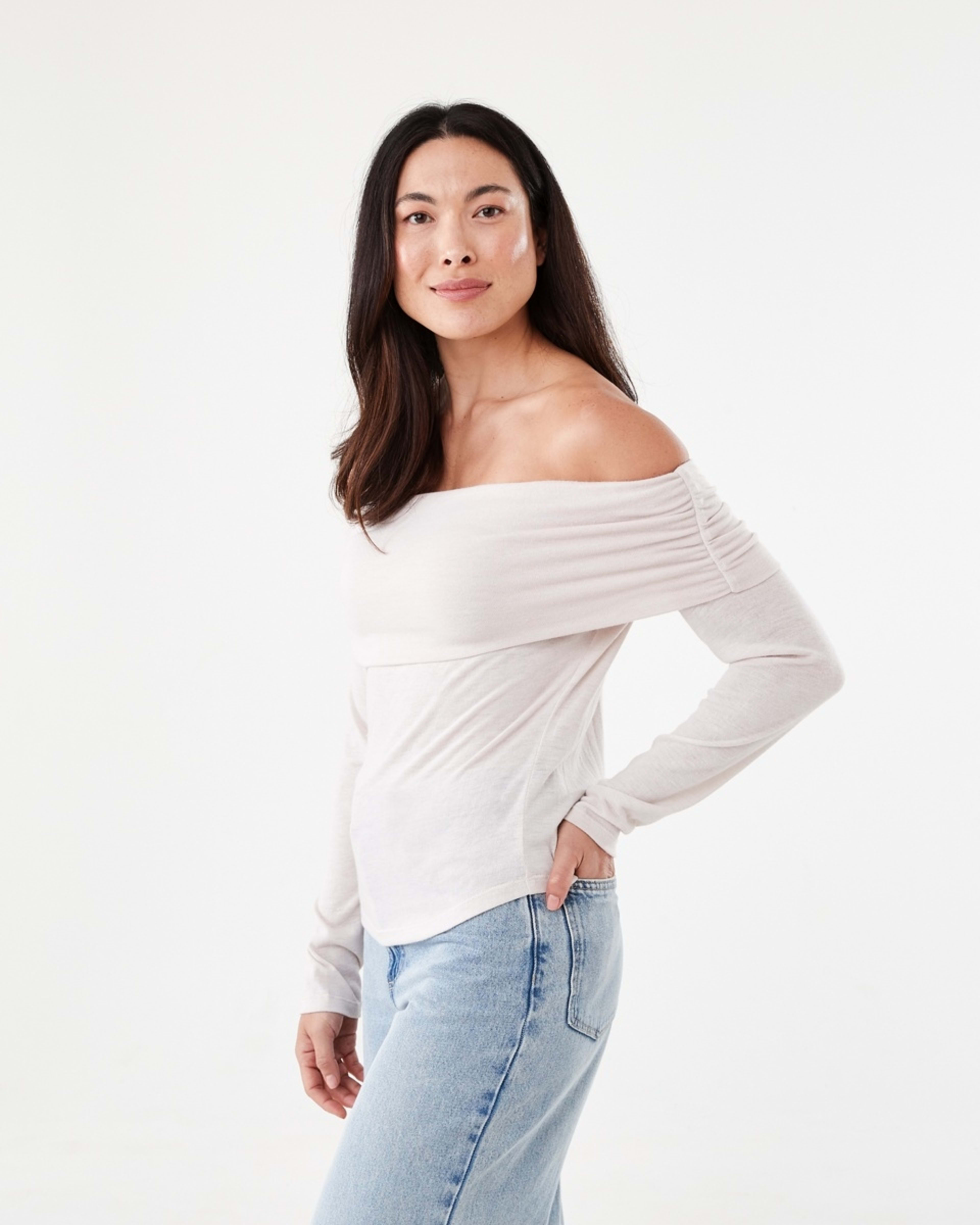 2 Long Sleeve Off Shoulder Top Nat Beige, 2 of 5