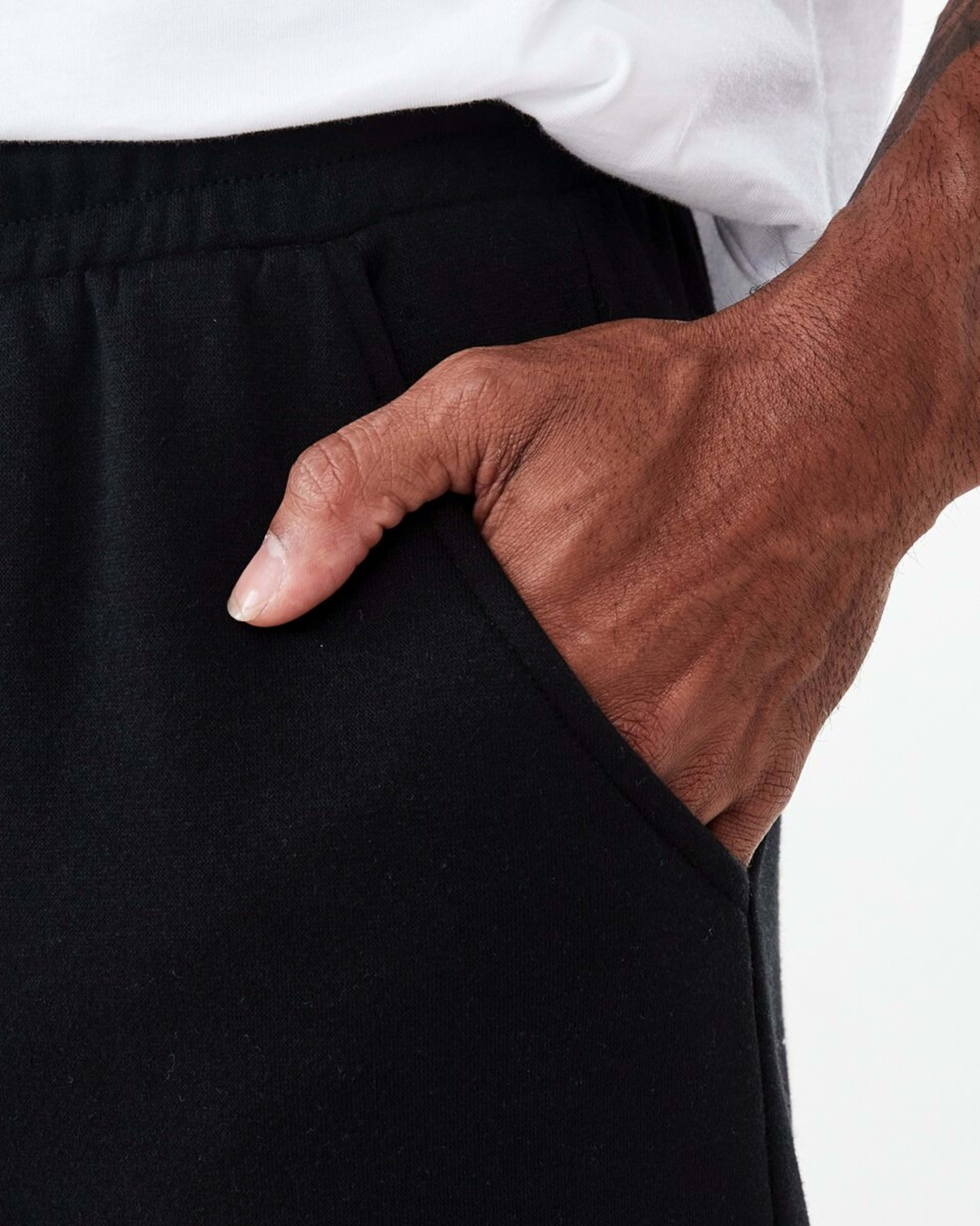 5 Cargo Trackpants Black, 5 of 6