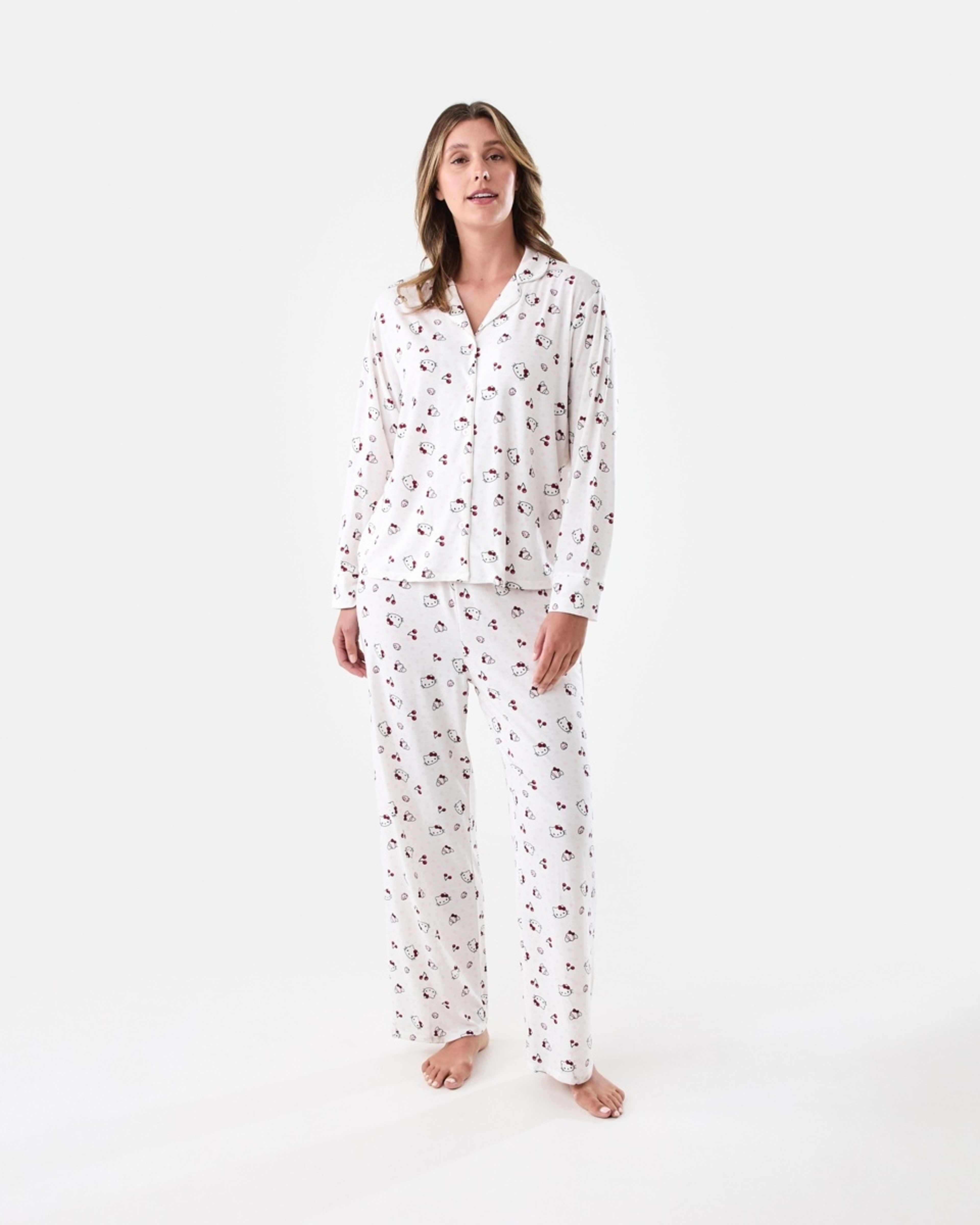 1 Hello Kitty License Long Sleeve Top and Comfort Pants Pyjama Set HELLO KITTY AOP WHITE, 1 of 7