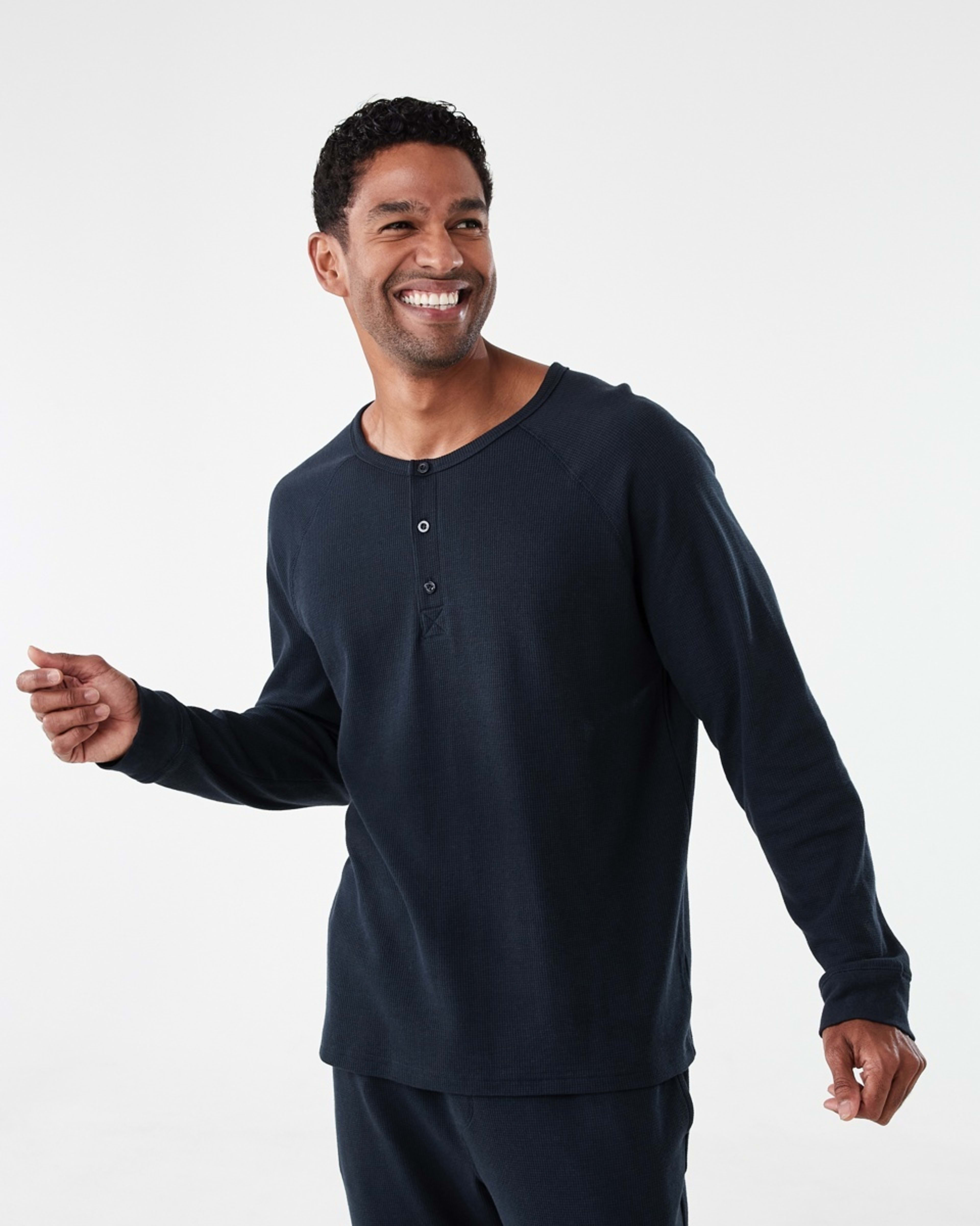 2 Waffle Henley Top Sky Cptn, 2 of 6