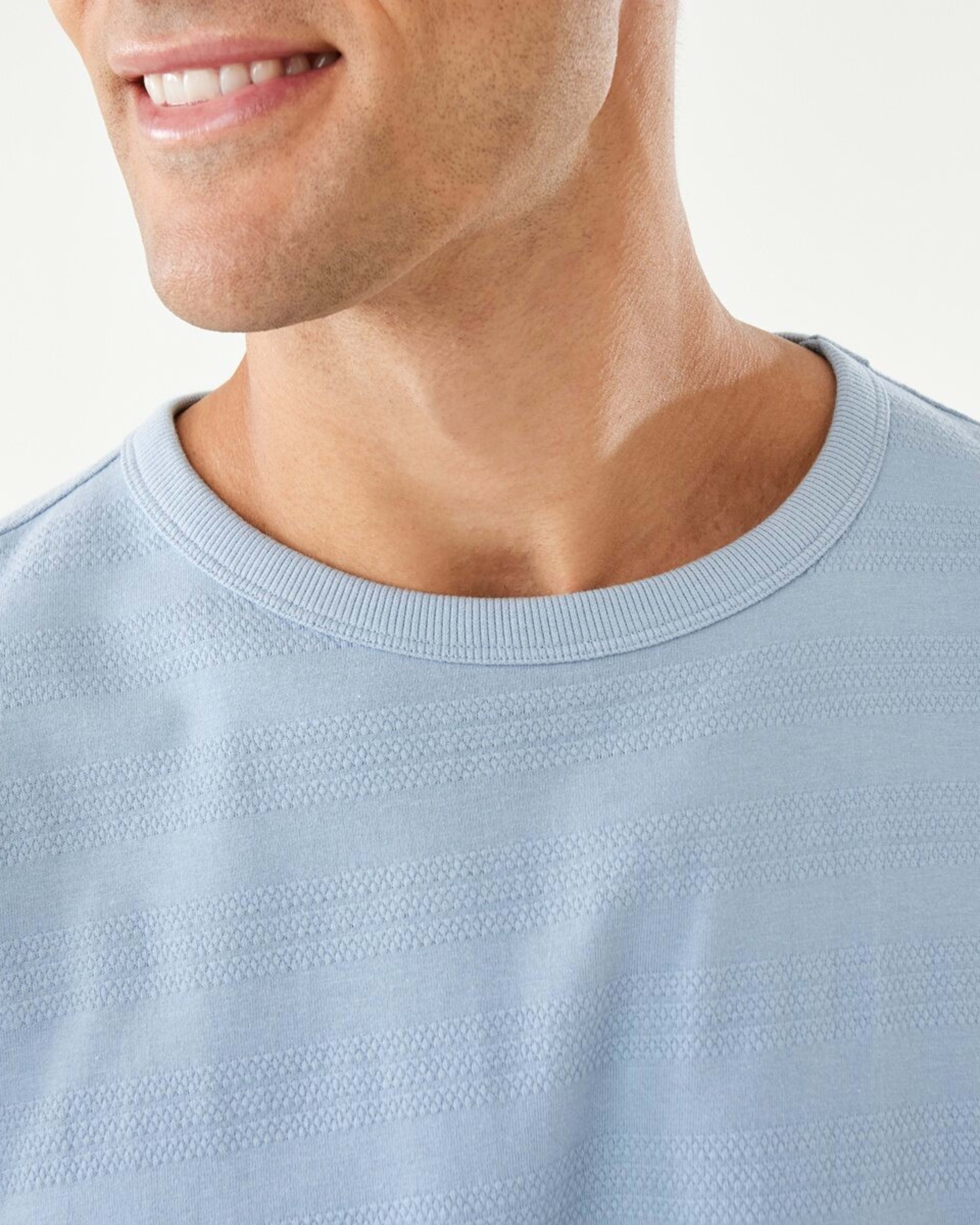 6 Oversized Textured T-shirt Blu Ash, 6 of 6