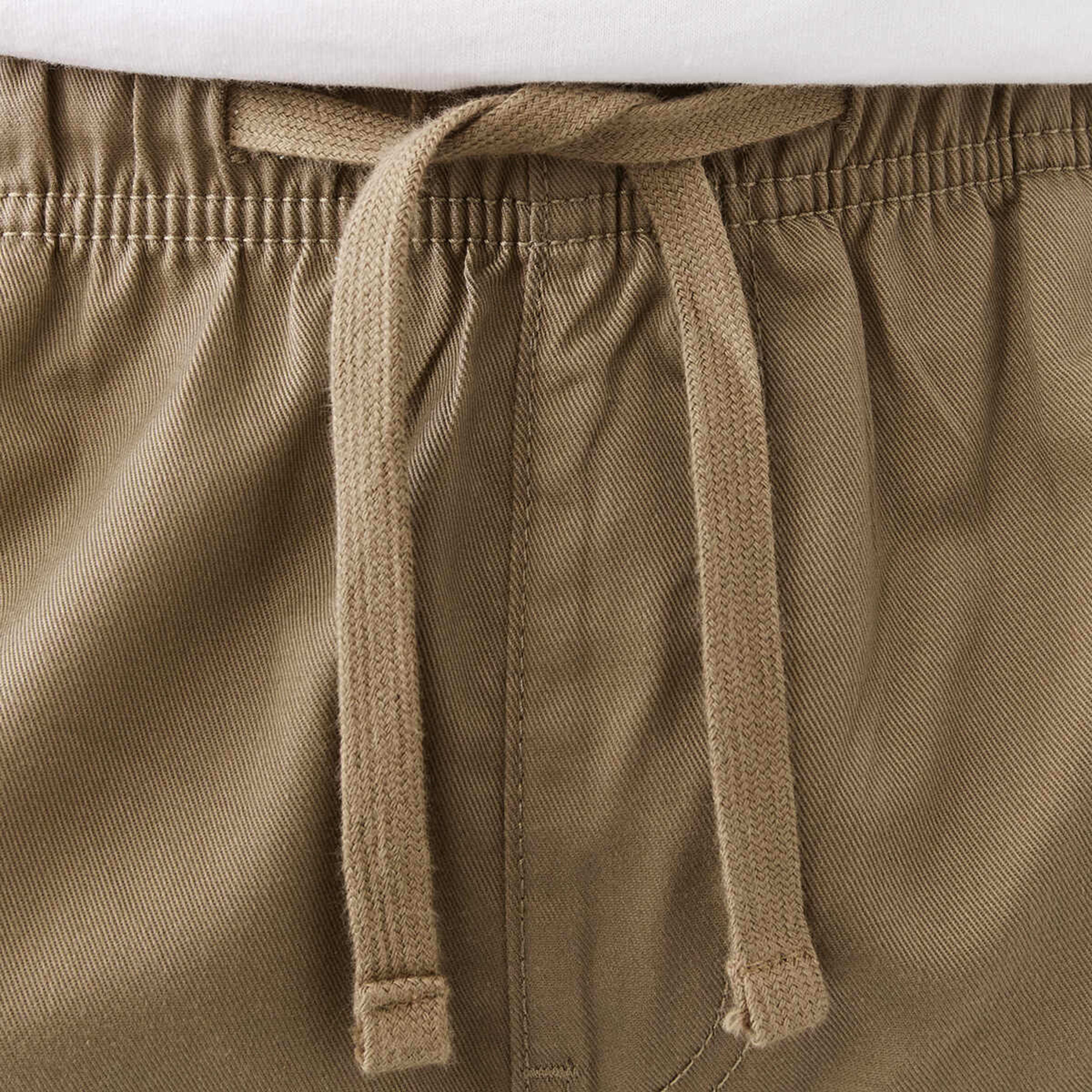 4 Elastic Waist Cargo Shorts Bge Elm, 4 of 7