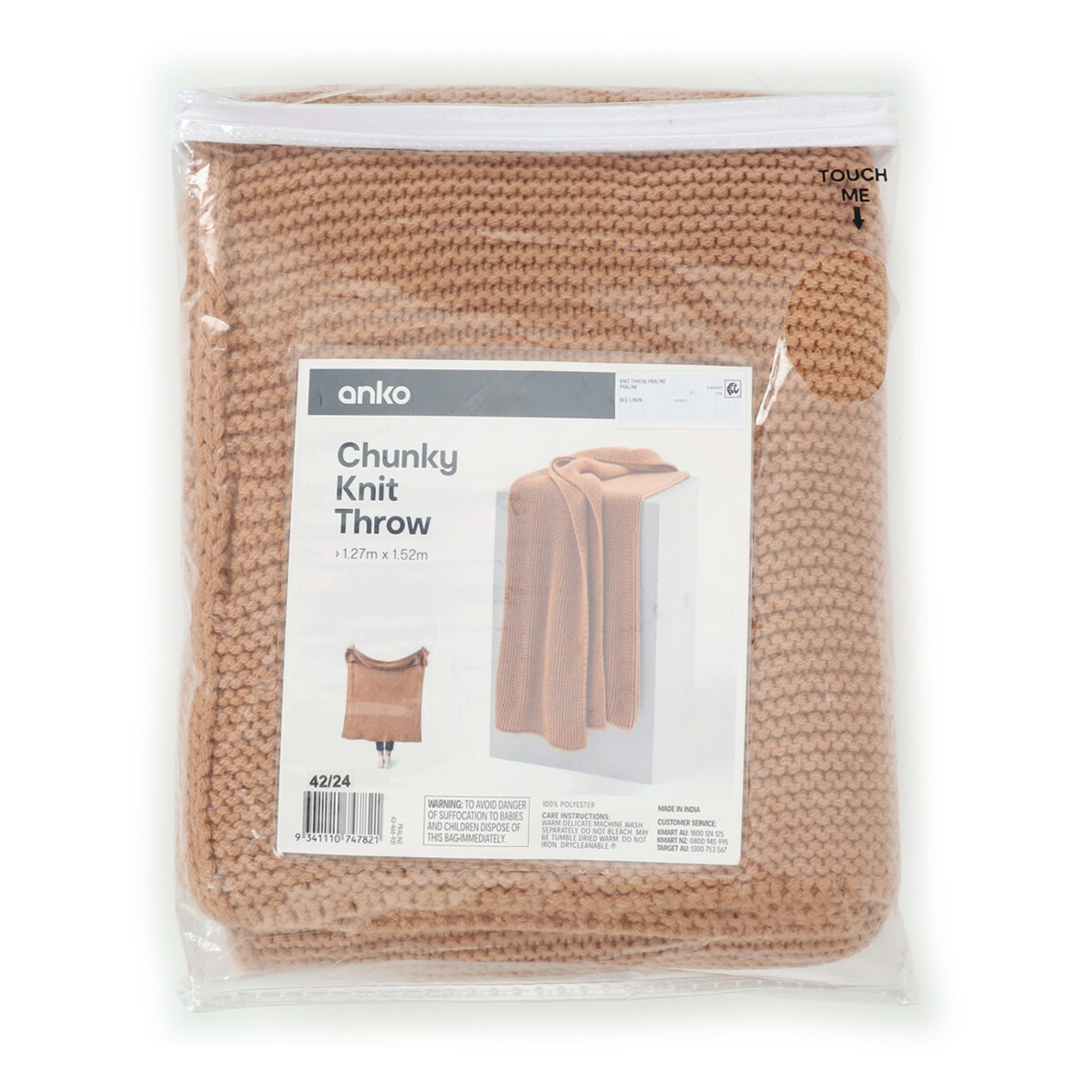 7 Chunky Knit Throw - Praline, 7 of 8