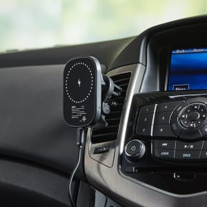 Three-Axis Auto Clamping Wireless Charging Window Mount