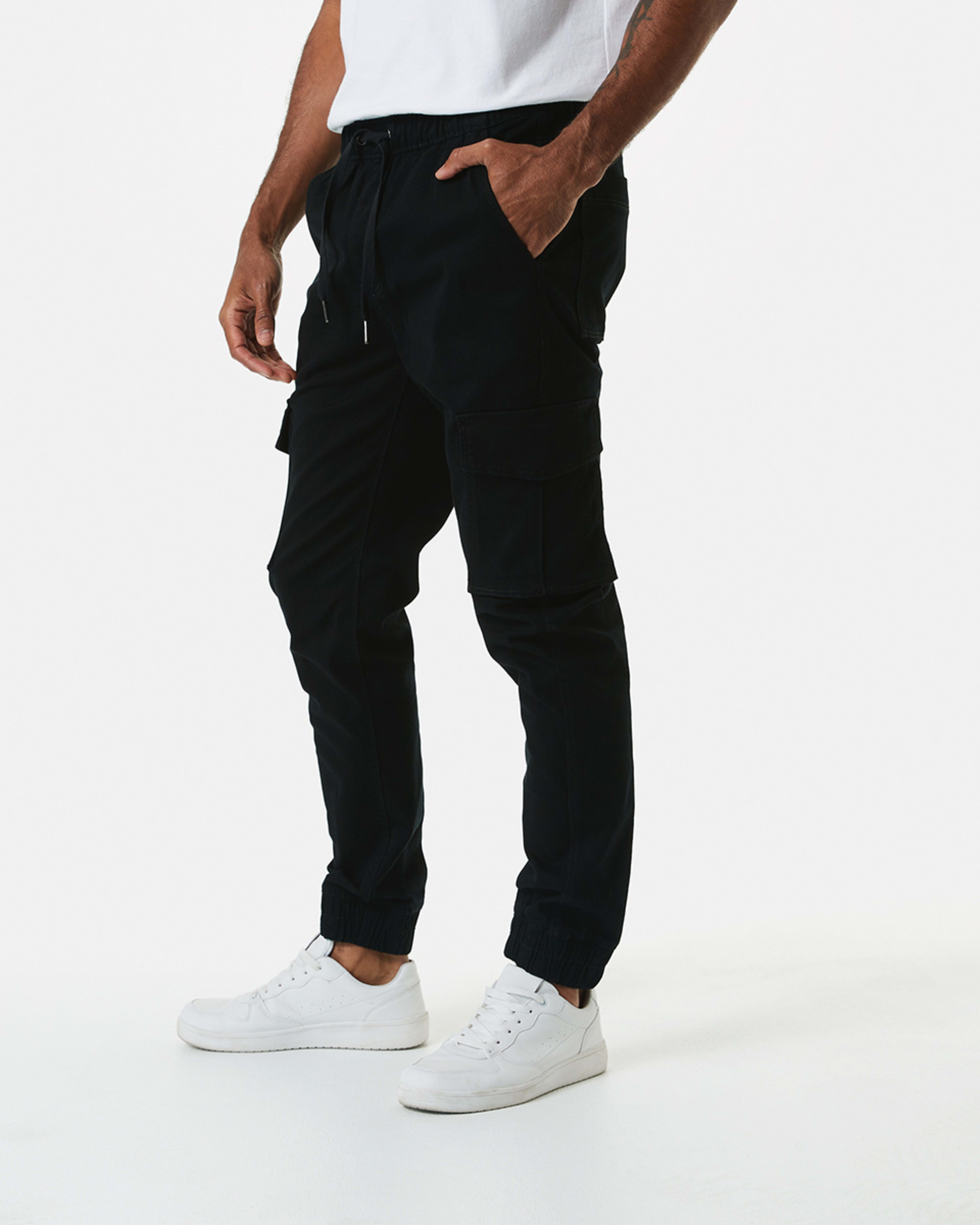 2 Elastic Waist and Cuffed Cargo Pants BLACK, 2 of 6