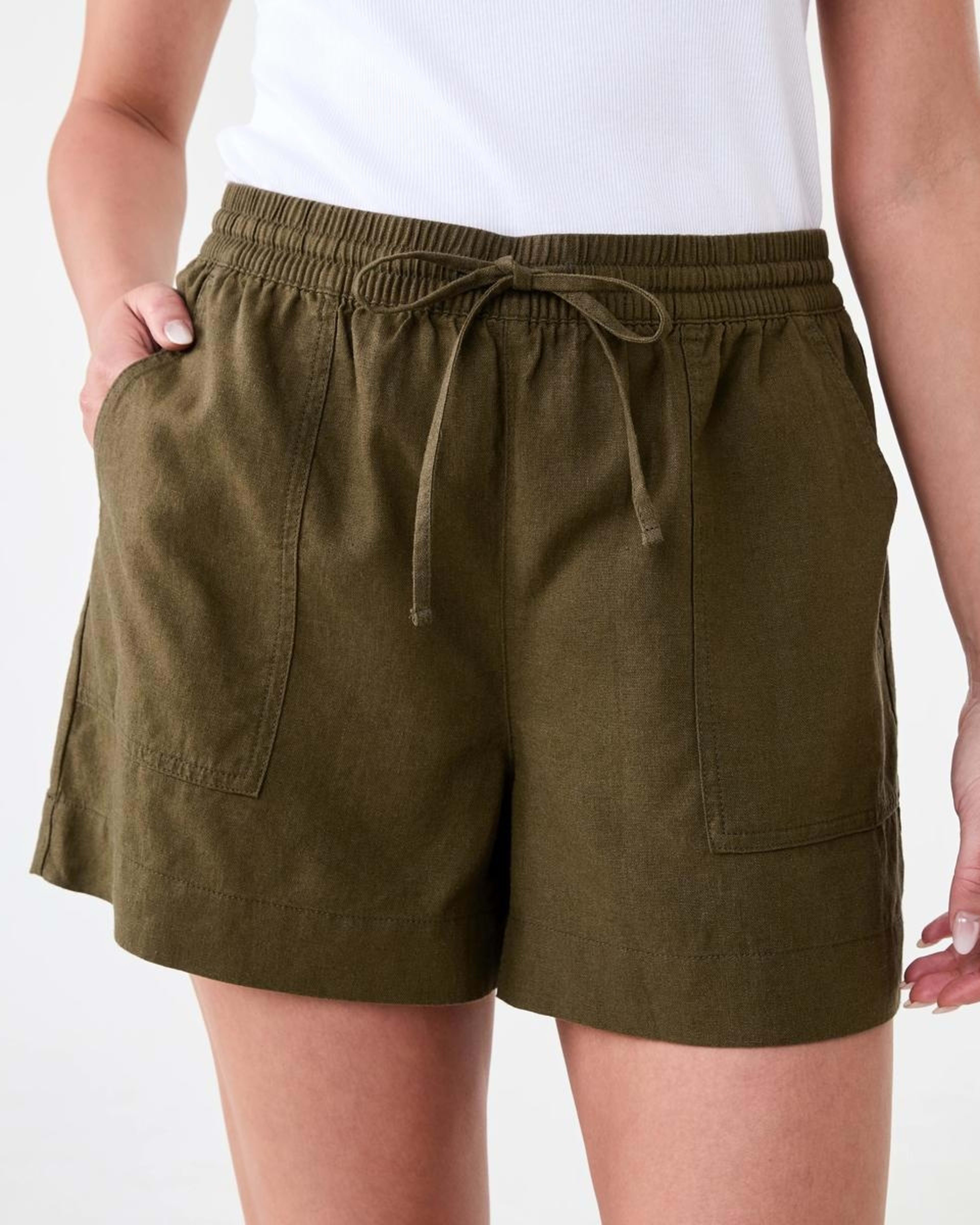 1 Linen Blend Patch Pocket Shorts Deep Olive, 1 of 6