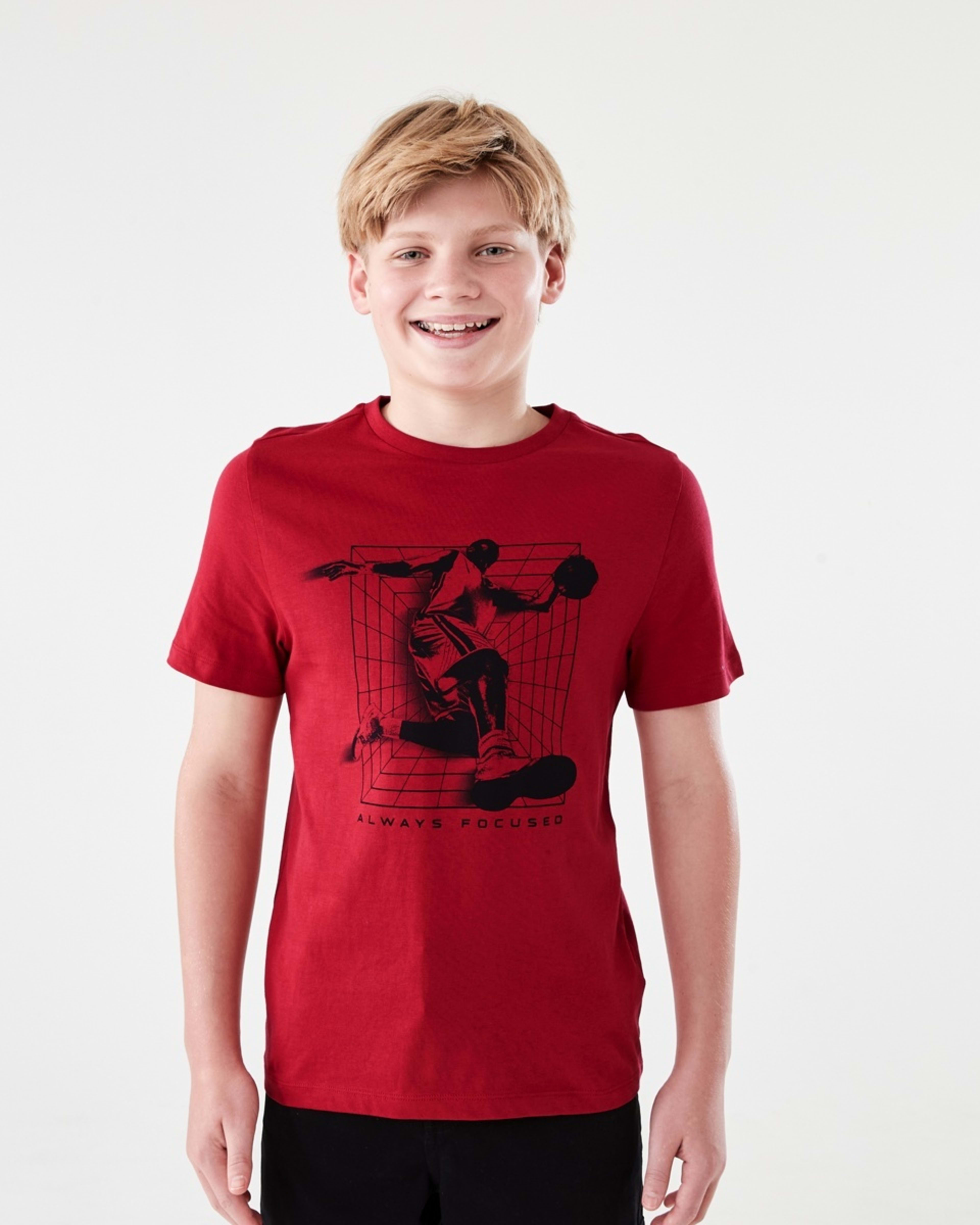1 Short Sleeve Print T-shirt ALWAYS FOCUSED BBALL RED, 1 of 6