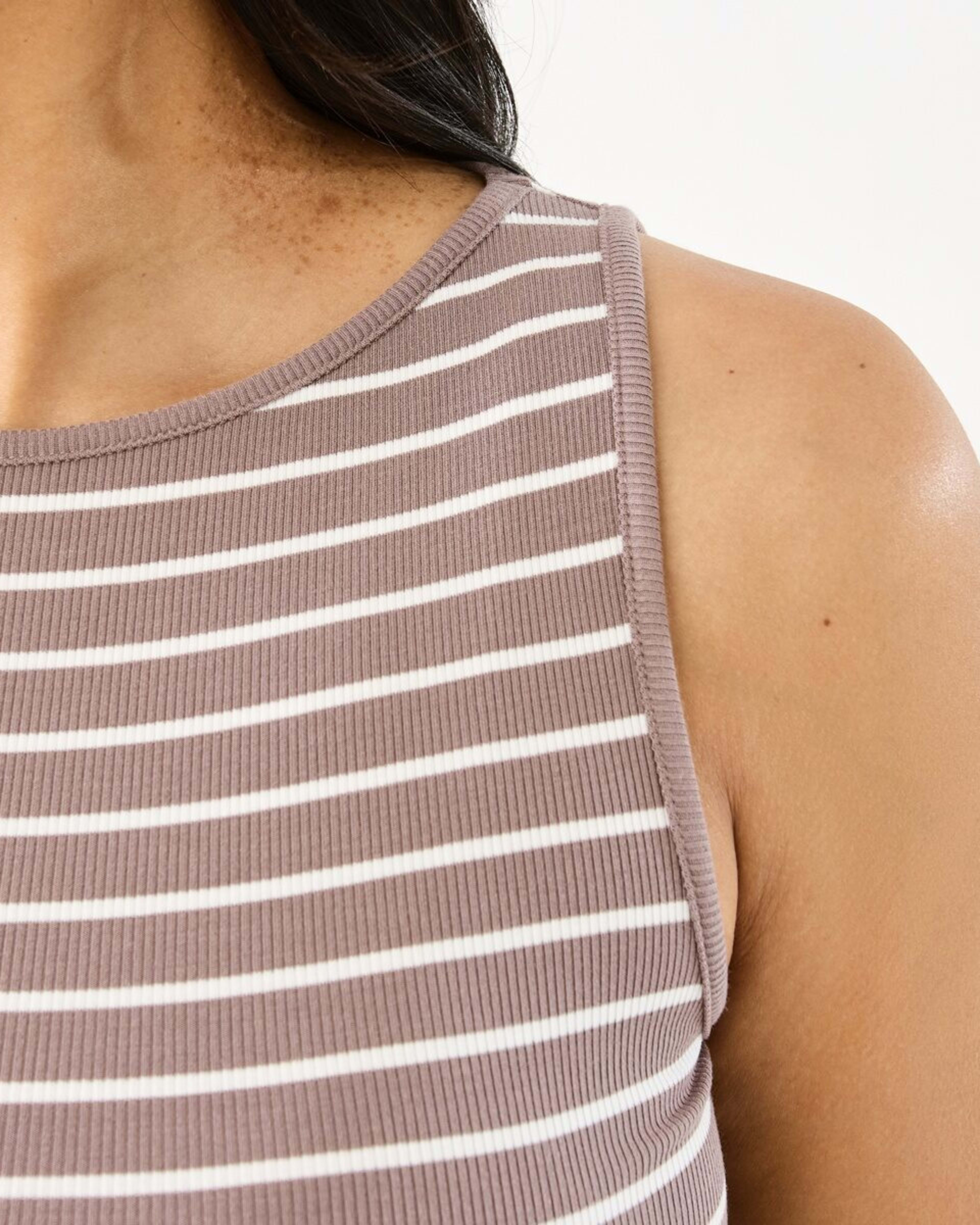 7 Sleeveless Rib Boat Neck Top Taupe Strp, 7 of 8