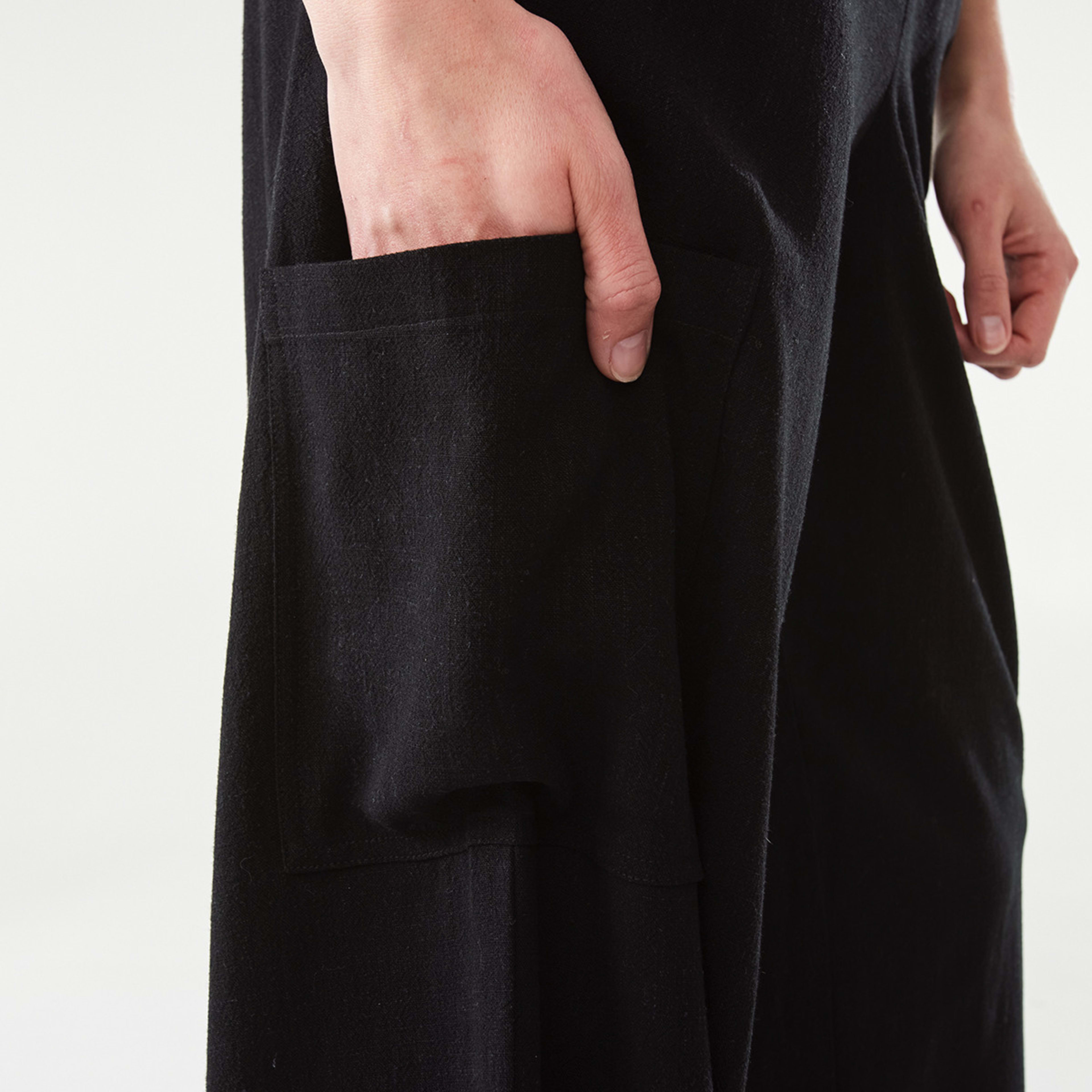 9 Textured Cargo Pants Black, 9 of 9
