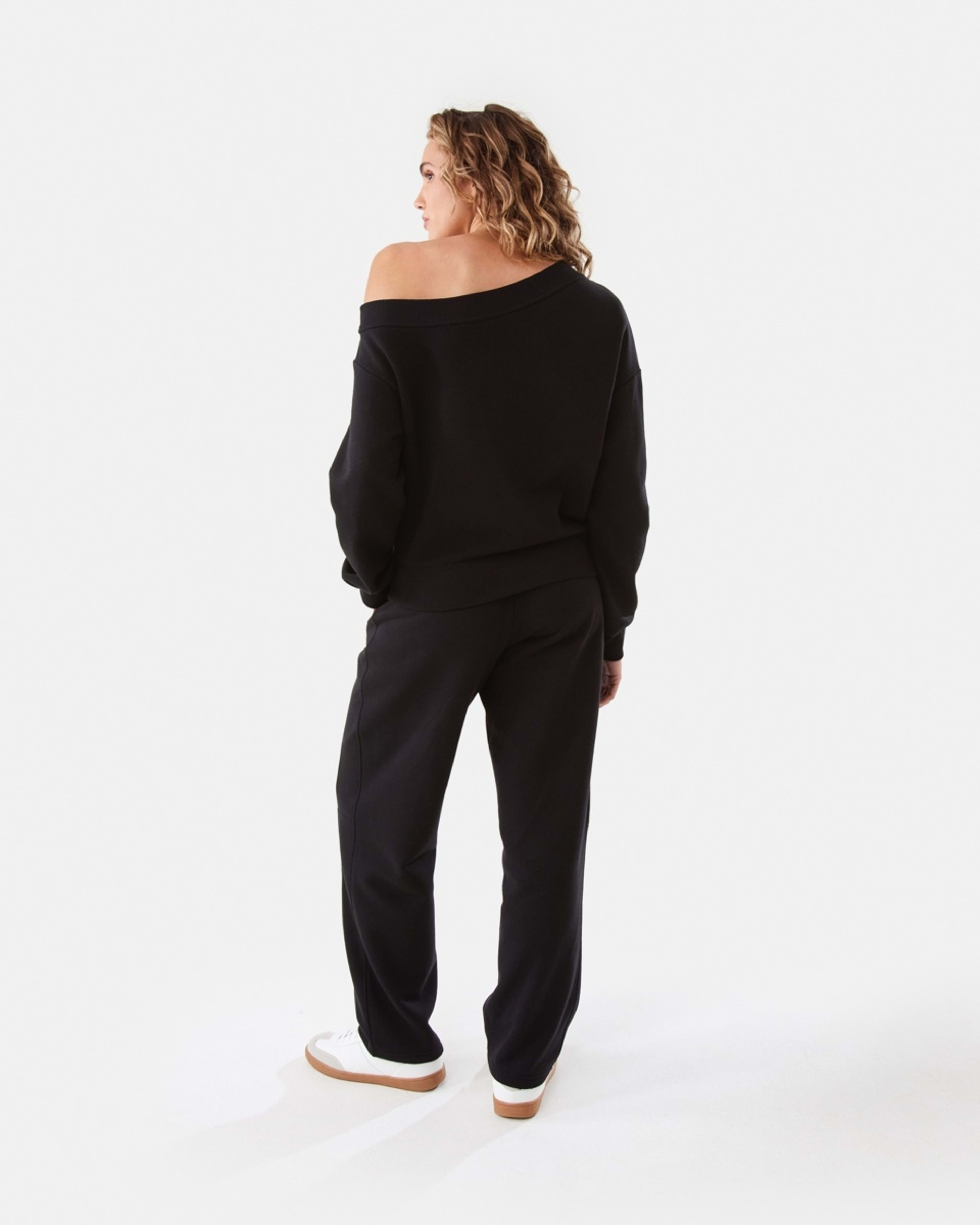 4 Off Shoulder Sweatshirt Black, 4 of 10