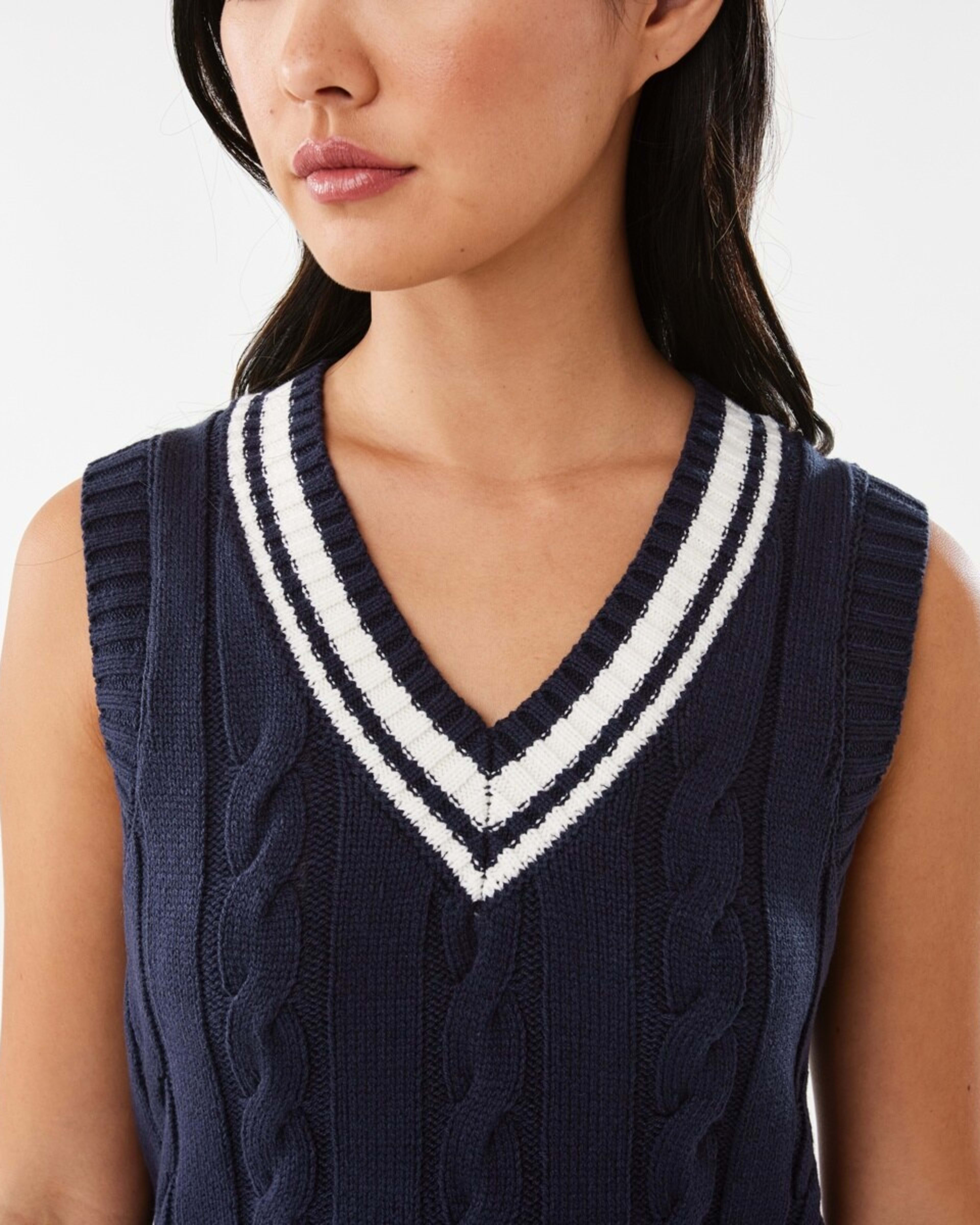 6 Cable Vest Navy Tip, 6 of 7