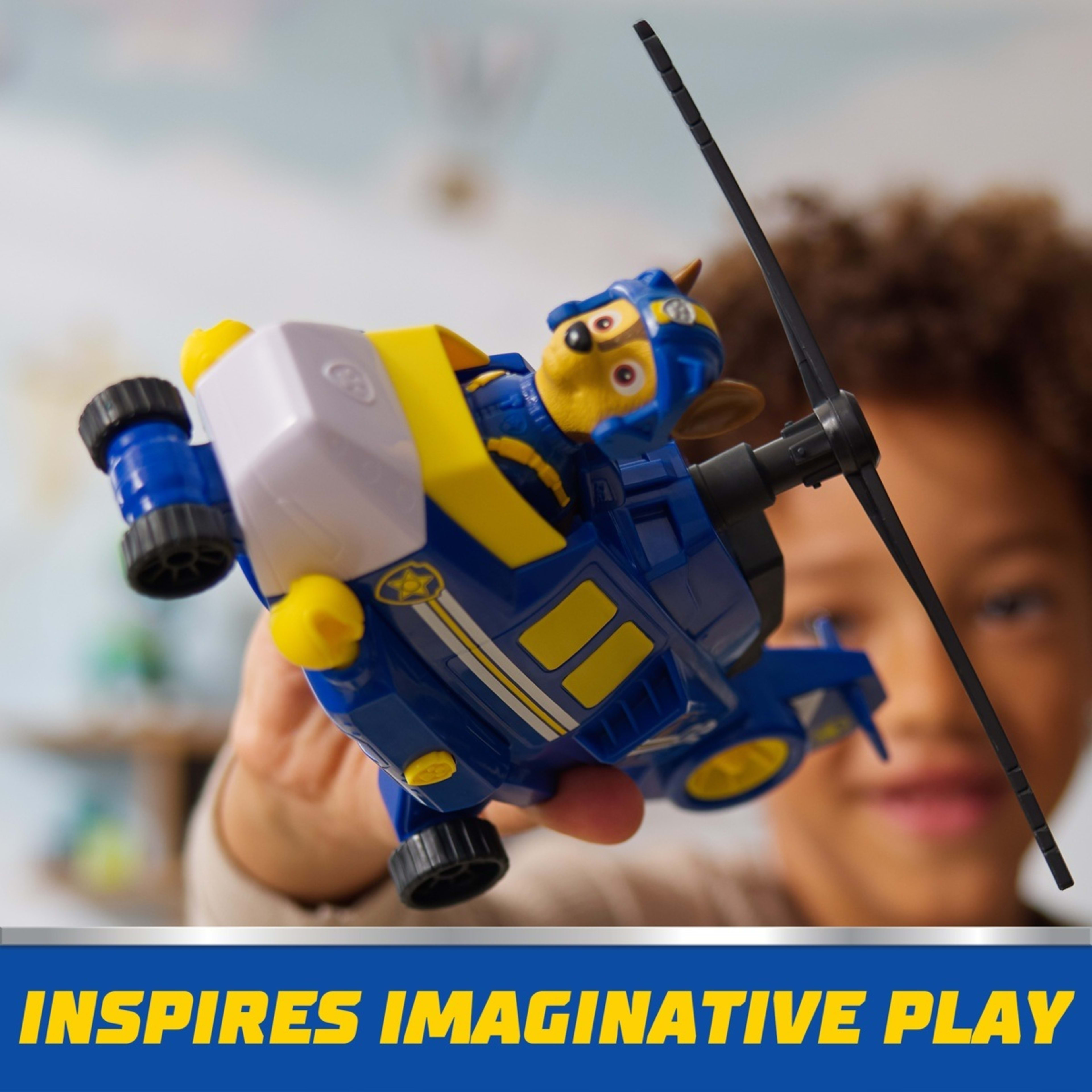 4 PAW Patrol Air Rescue Themed Vehicle Chase, 4 of 9
