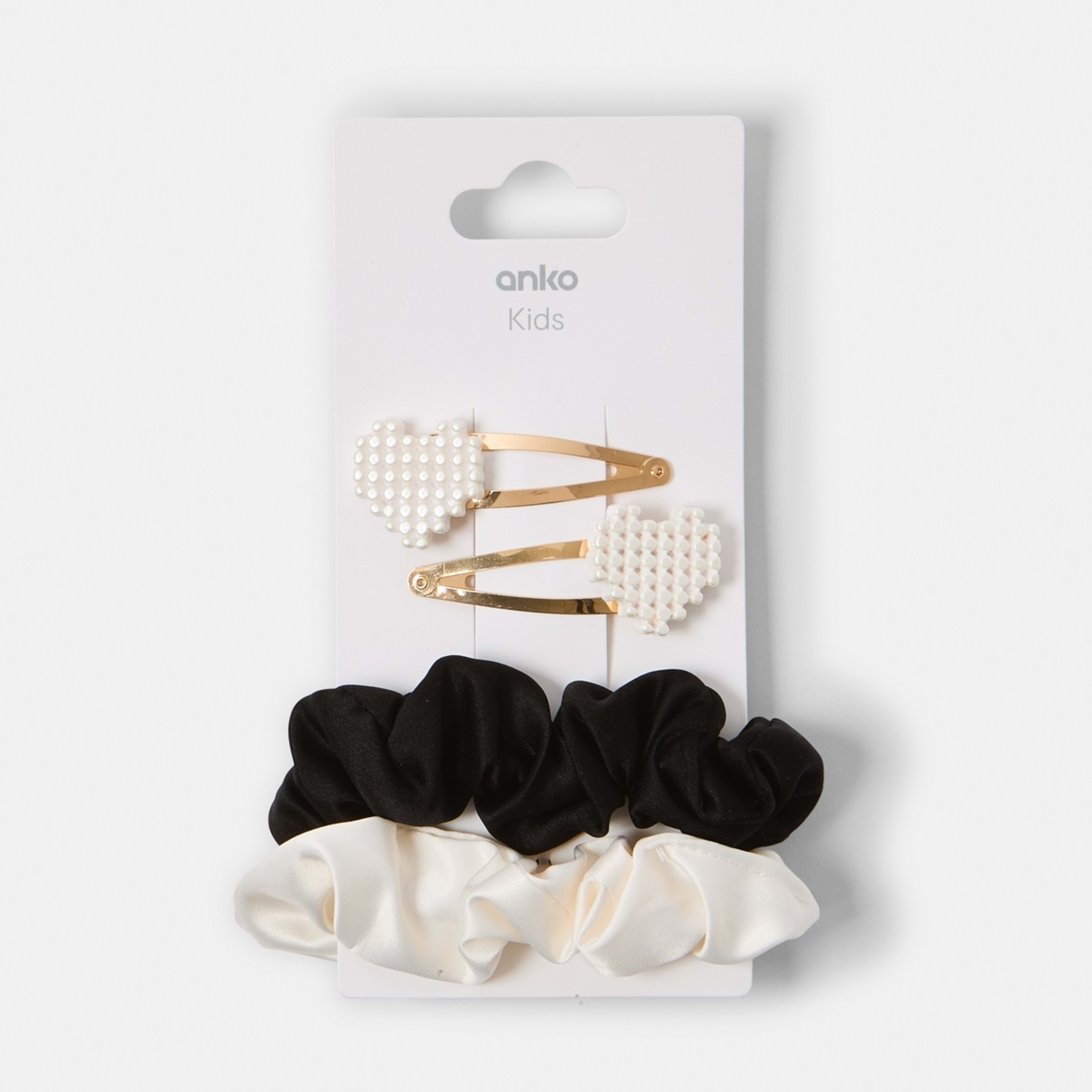 3 4 Pack Faux Pearl Set - White, Black and Gold Tone, 3 of 3