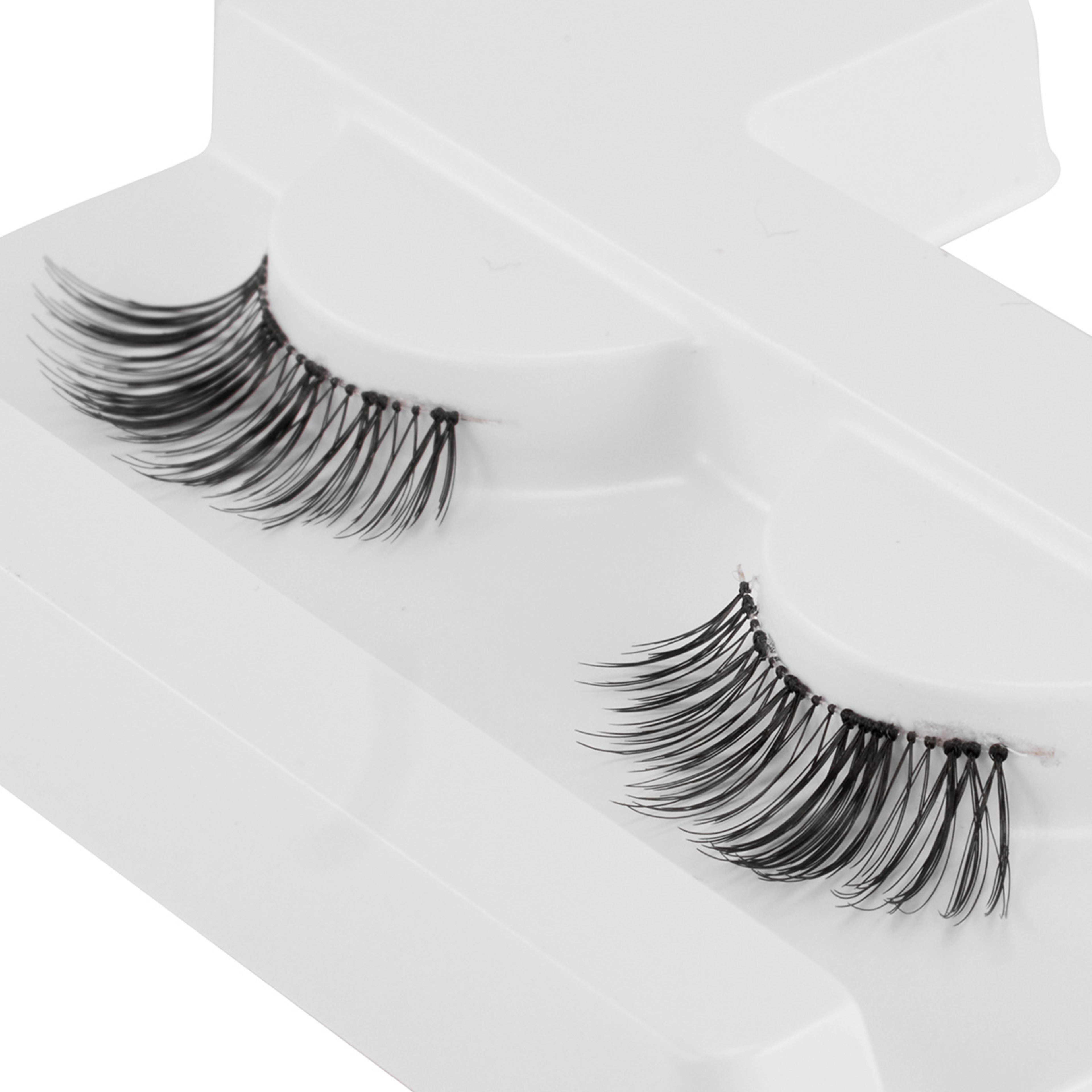 4 OXX Cosmetics Natural False Lashes - No. 613, 4 of 5