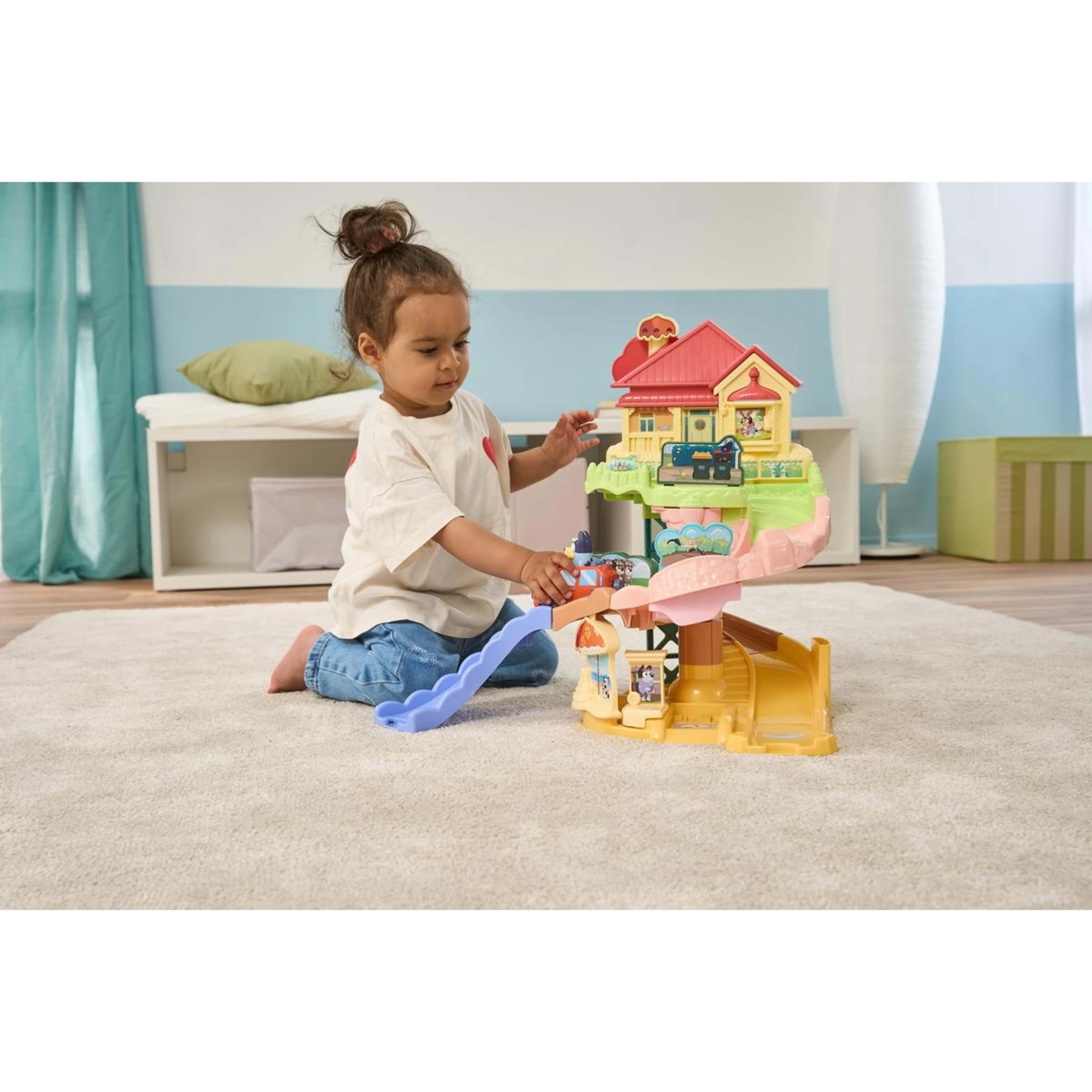 5 VTech Bluey Toot-Toot Drivers Road Trip Playset, 5 of 5