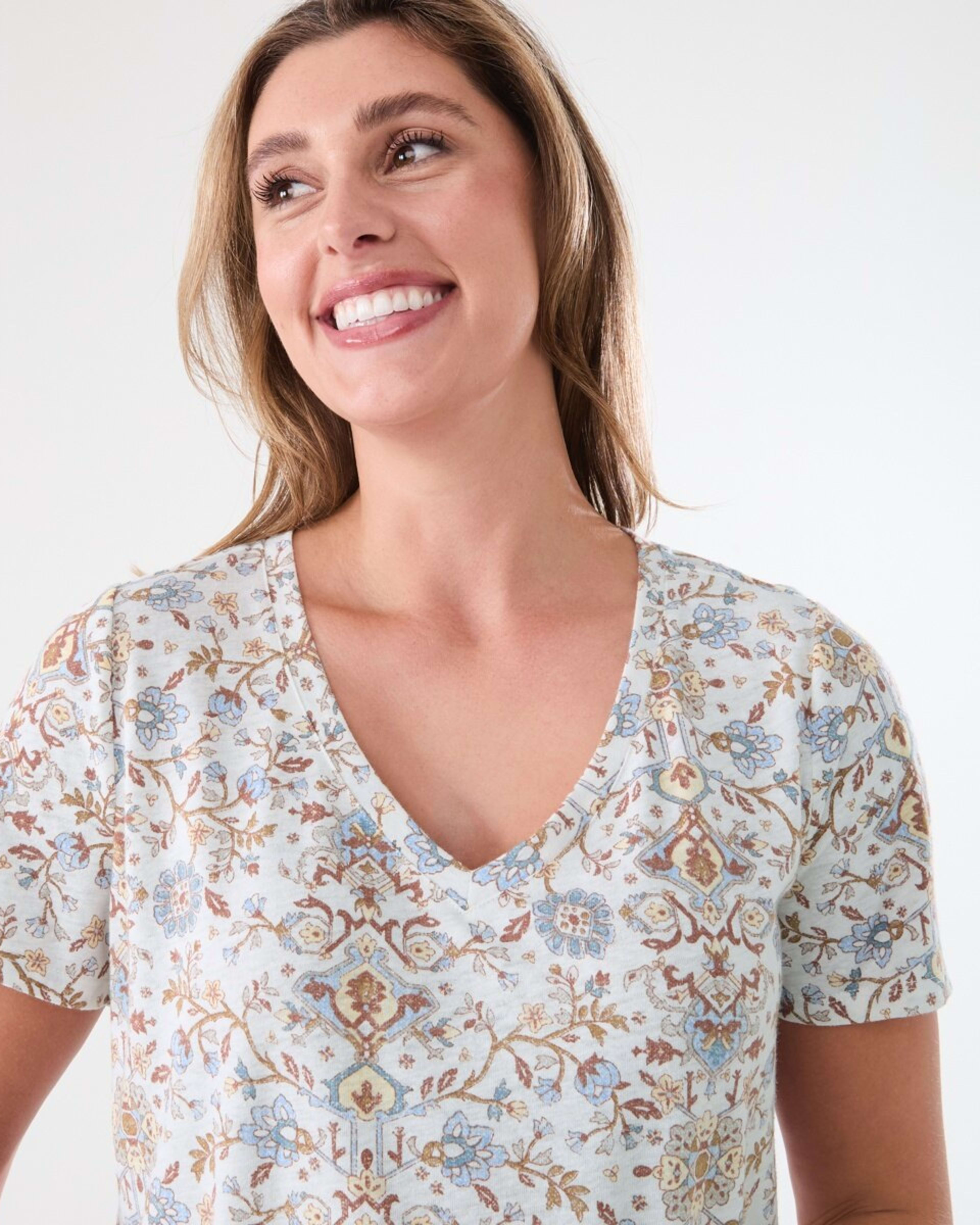 4 Short Sleeve Linen Blend V-Neck T-shirt BOHO FLORAL BRUNI BLUE, 4 of 5