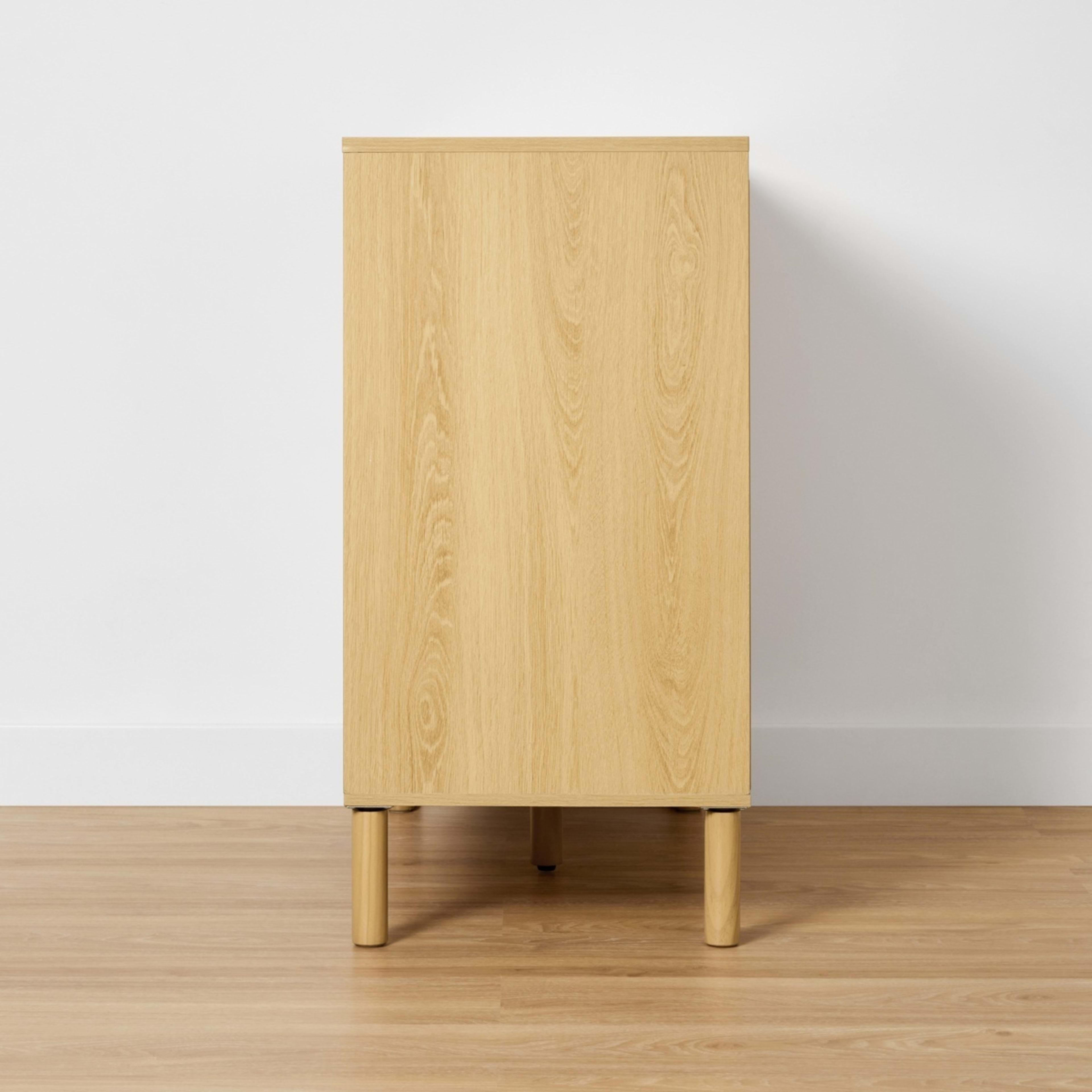 4 Leon Cabinet, 4 of 9