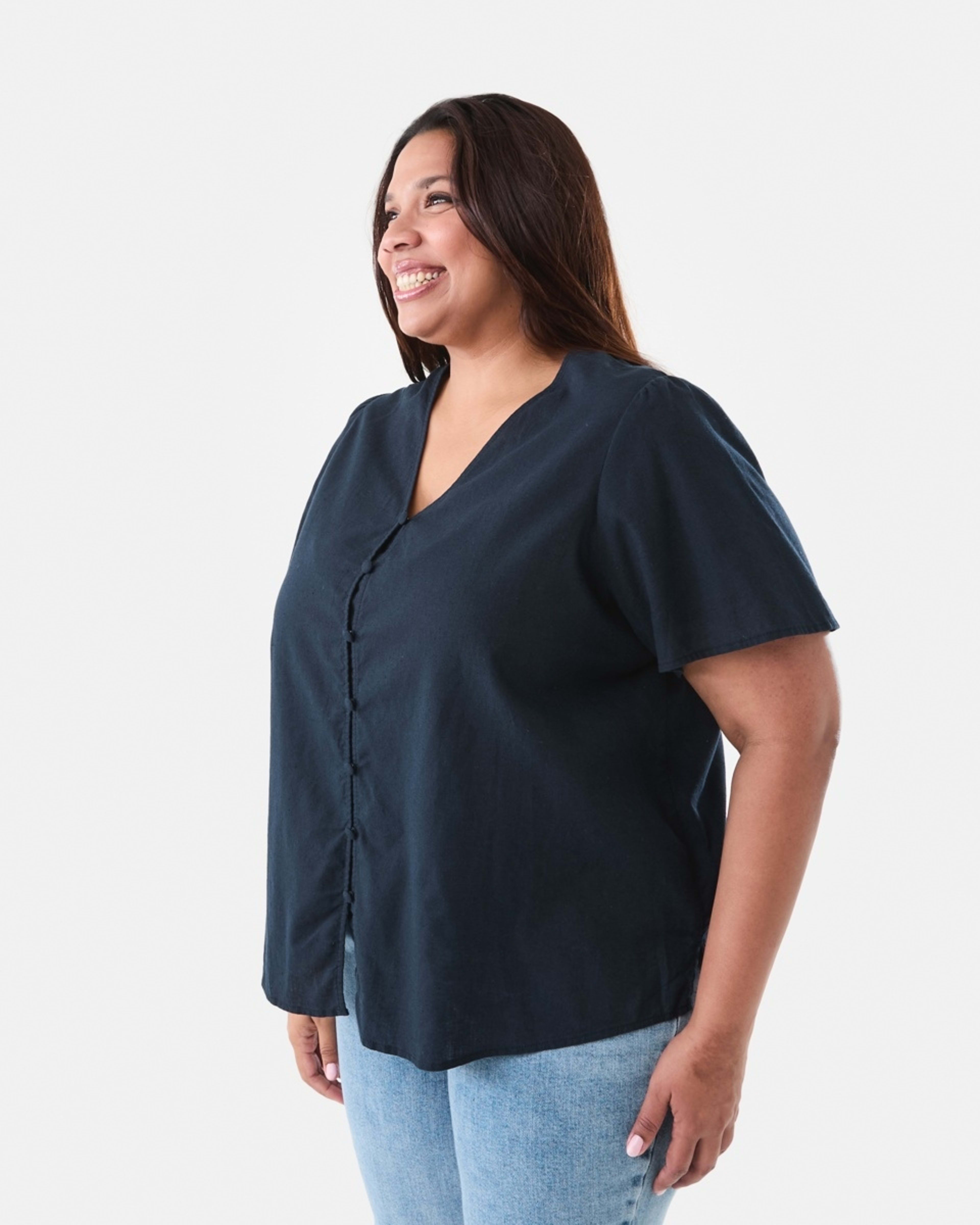 2 Curve Short Sleeve Femme Top Sky Cptn, 2 of 5