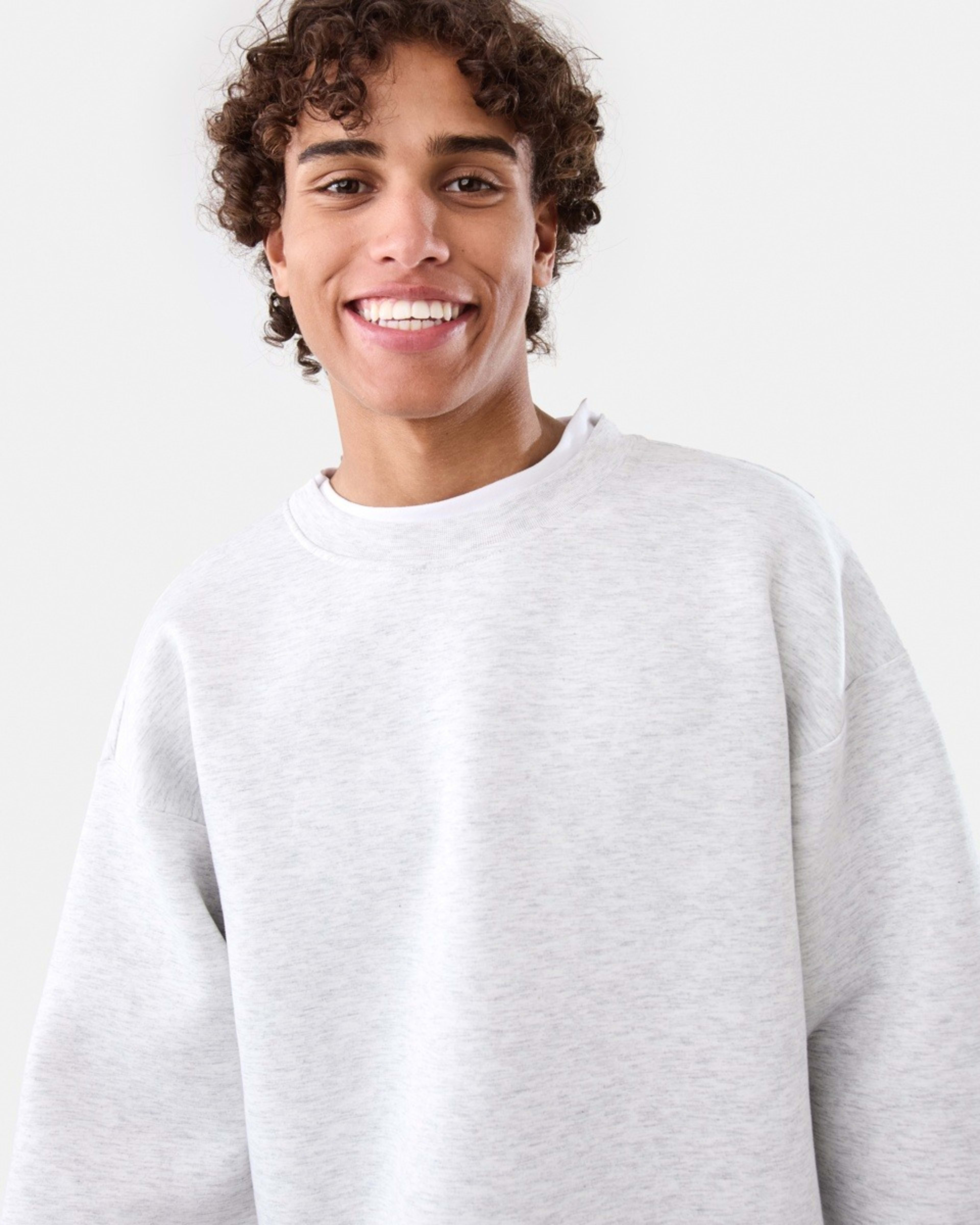 5 Scuba Oversized Crew Neck Sweatshirt WHITE MARLE, 5 of 6