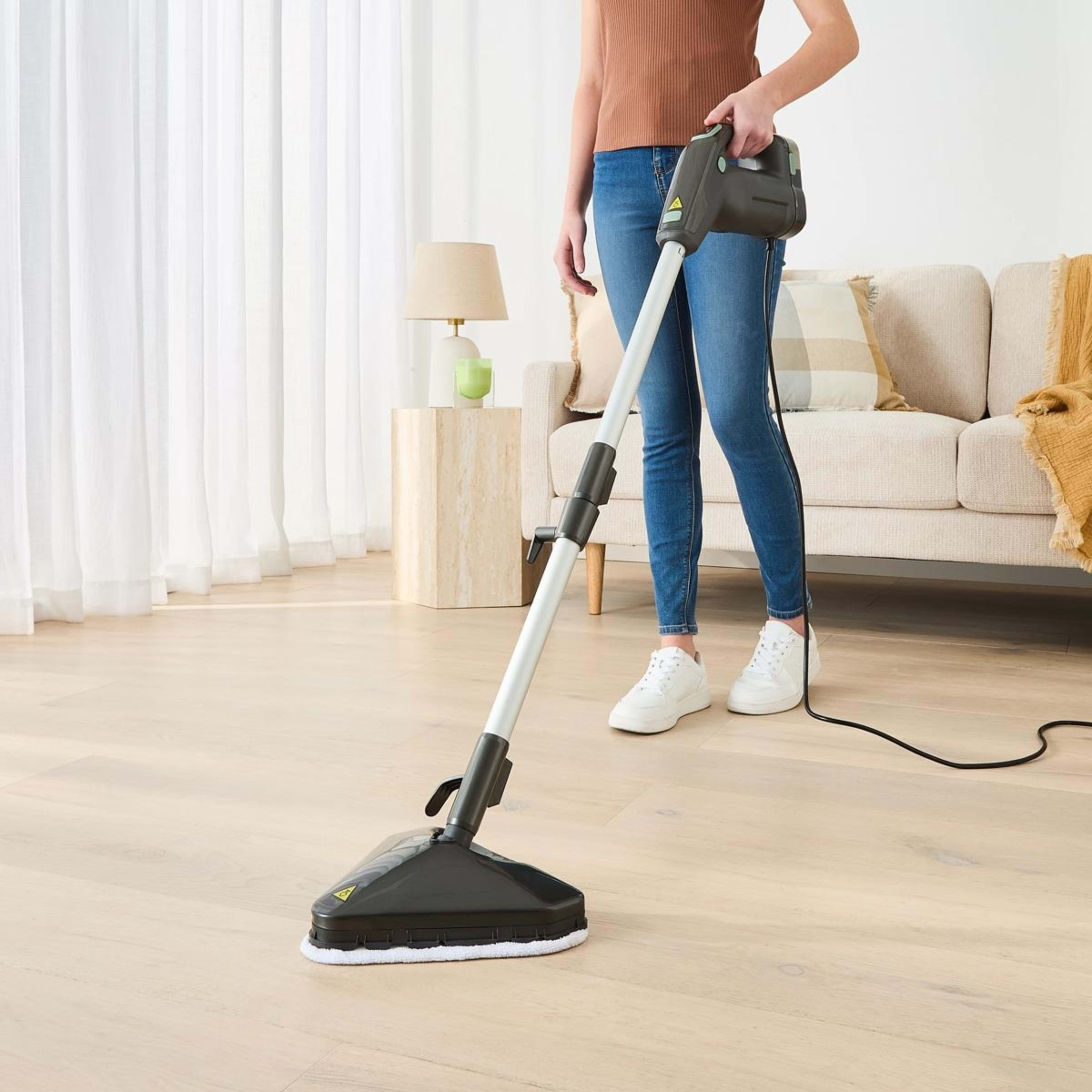 2 2-in-1 Floor & Hand Steamer - Grey and Black, 2 of 8