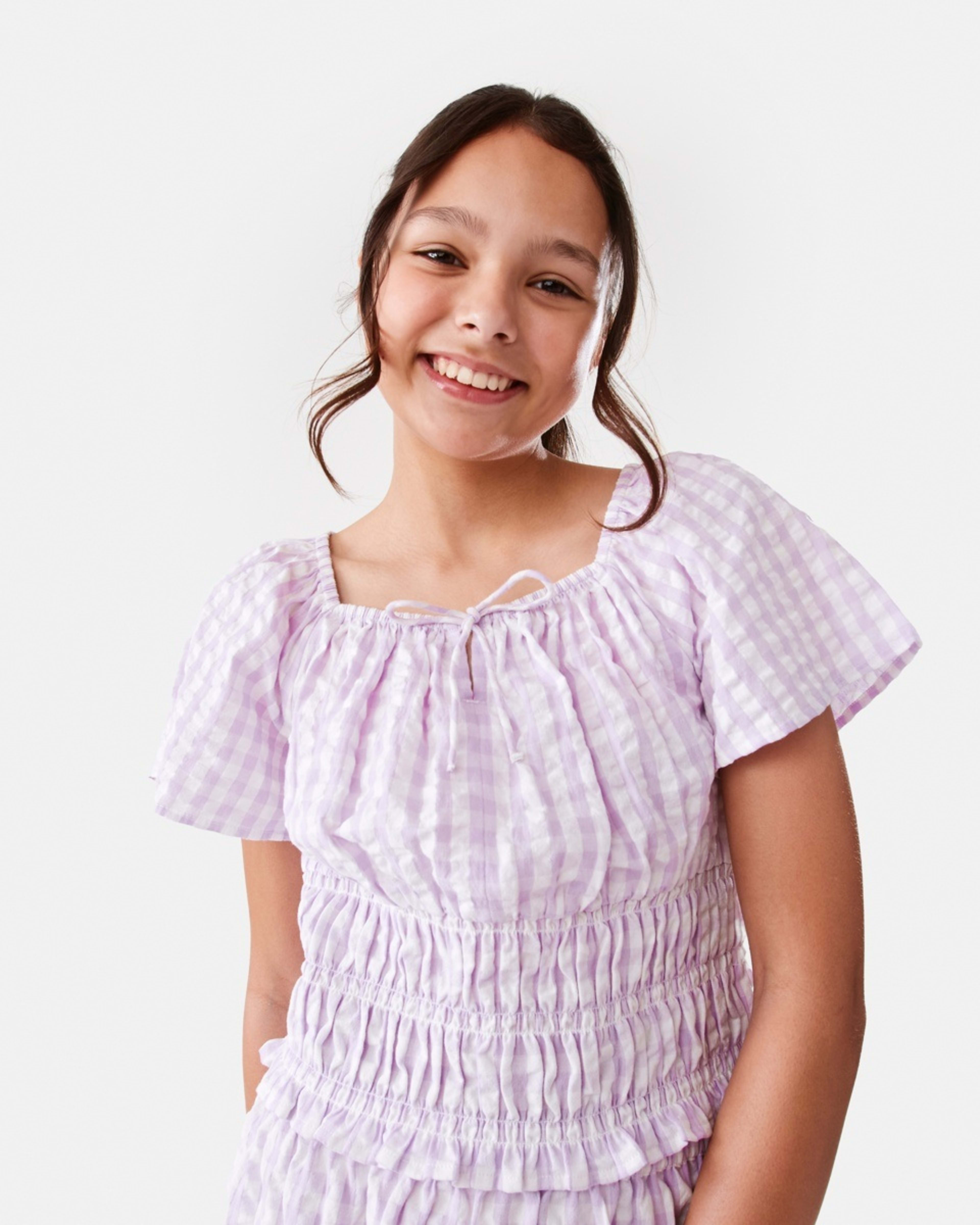 1 Flutter Sleeve Top Checks, 1 of 9