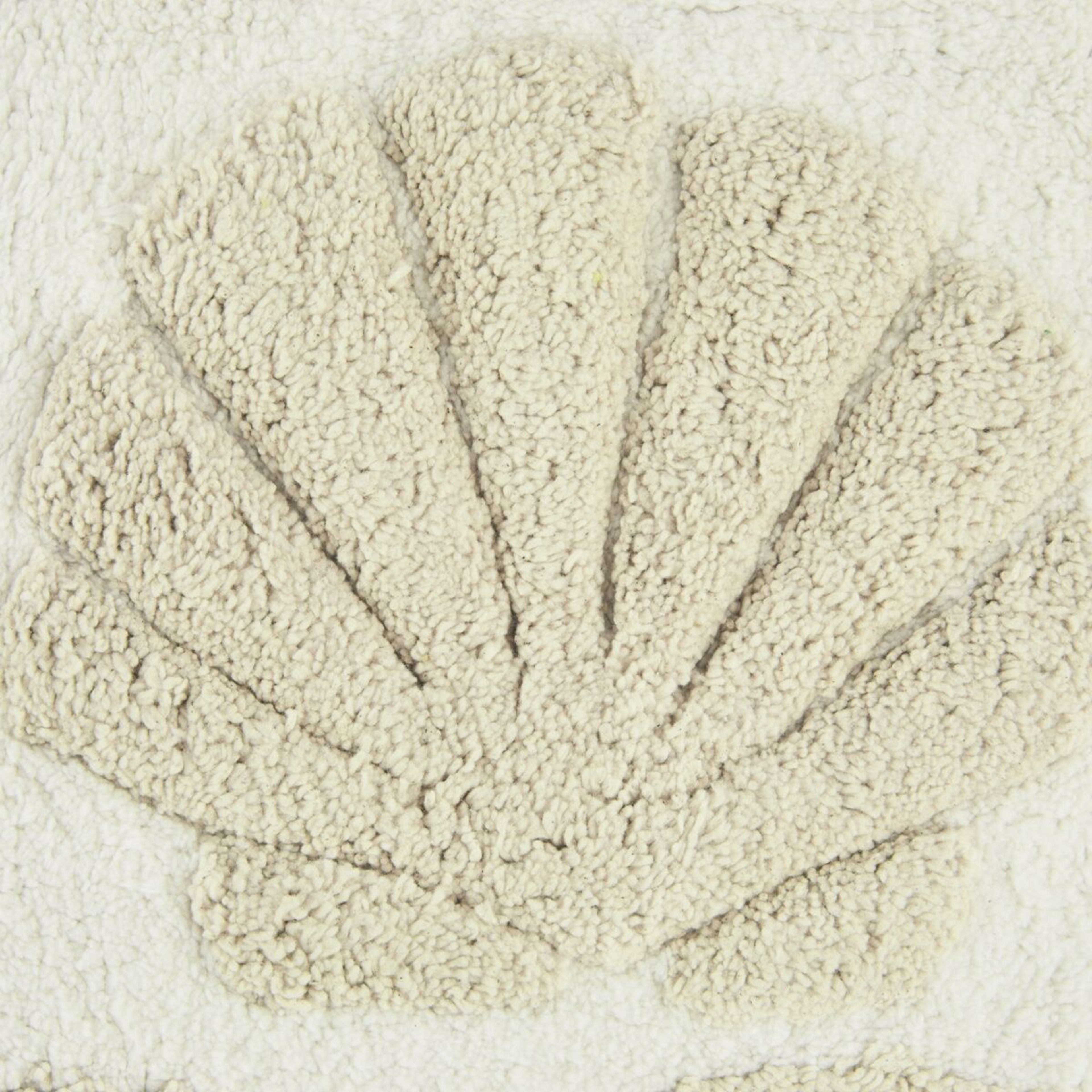 4 Shell Bath Mat, 4 of 5