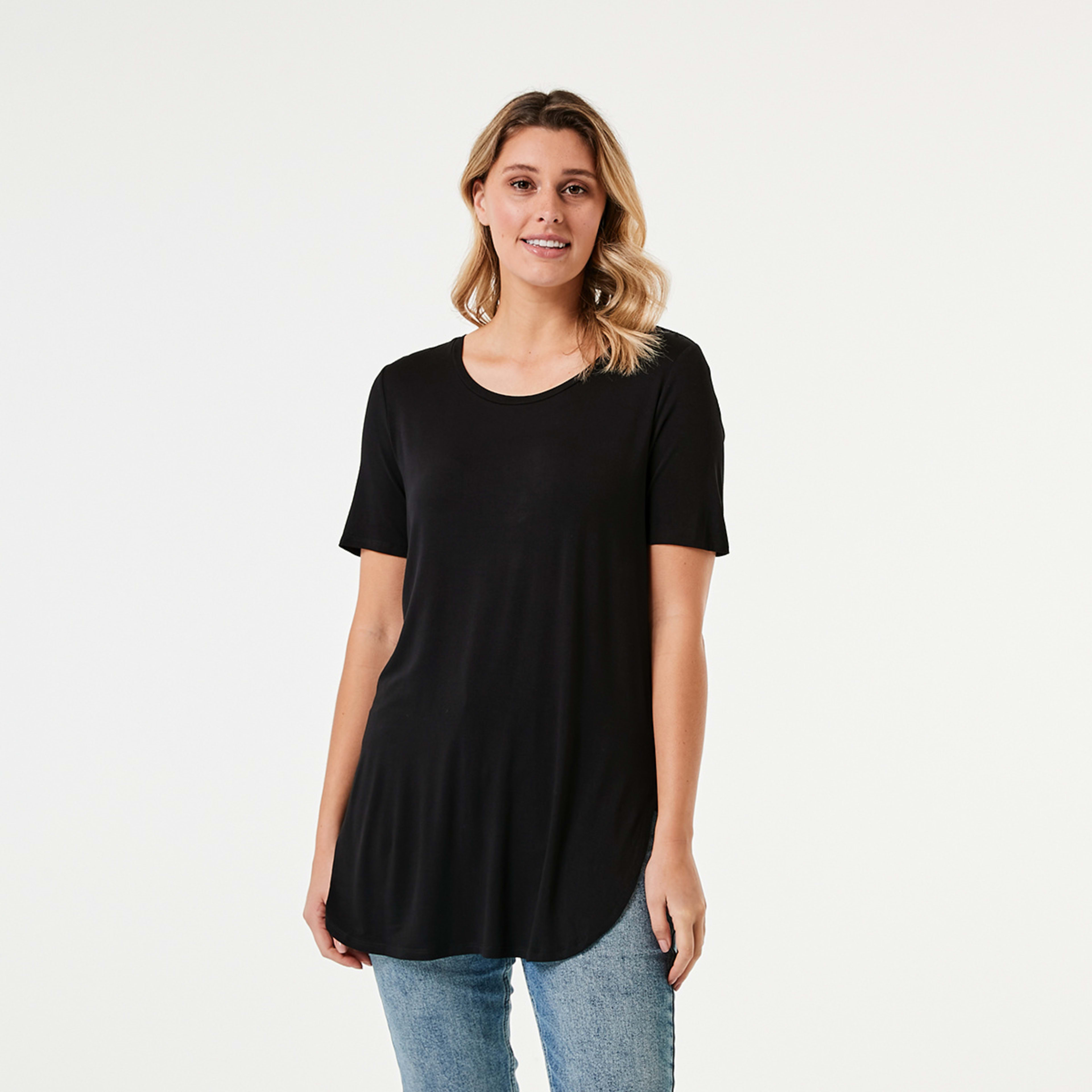 1 Short Sleeve Curved Hem Tunic Black, 1 of 5