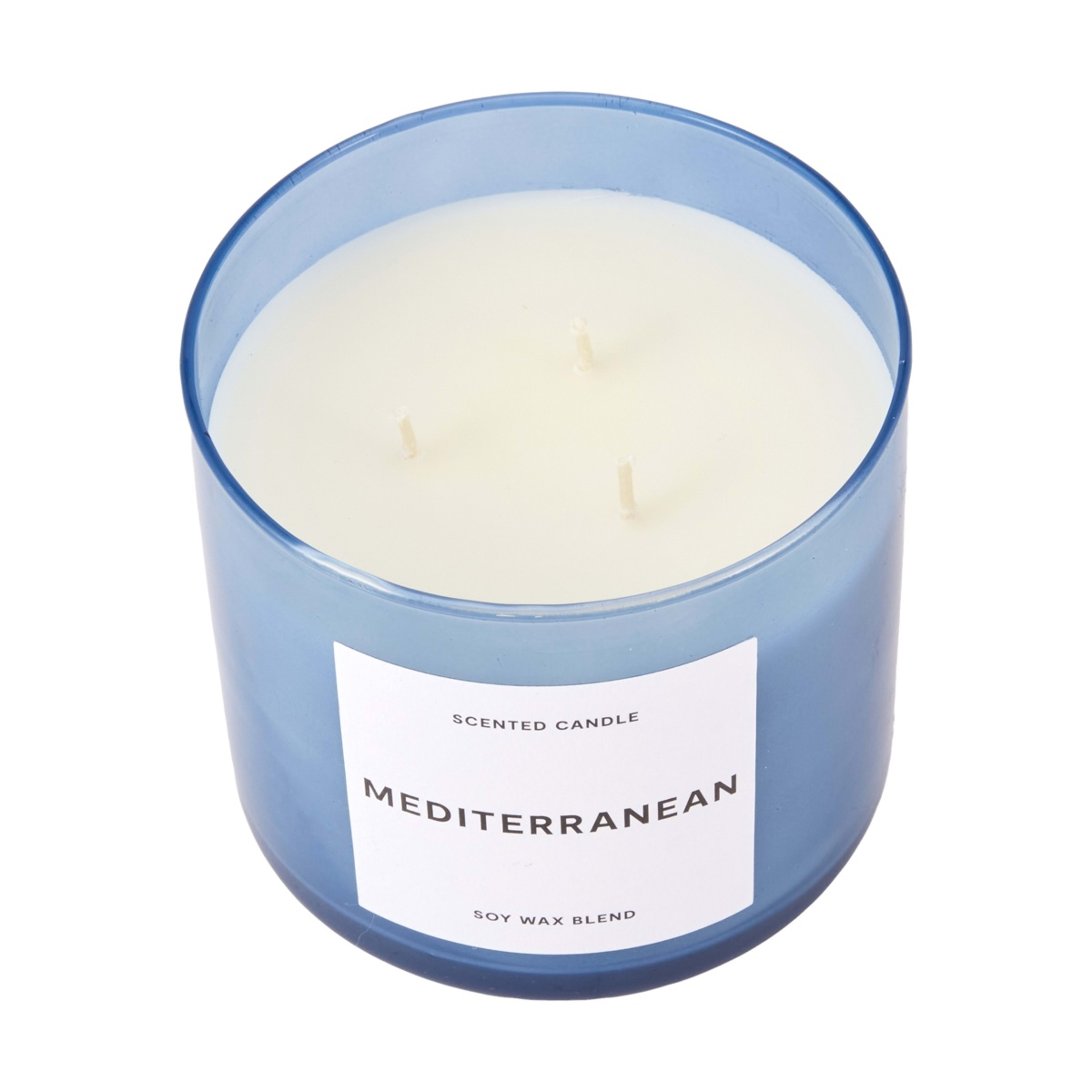 1 Mediterranean Inspired Glass Candle