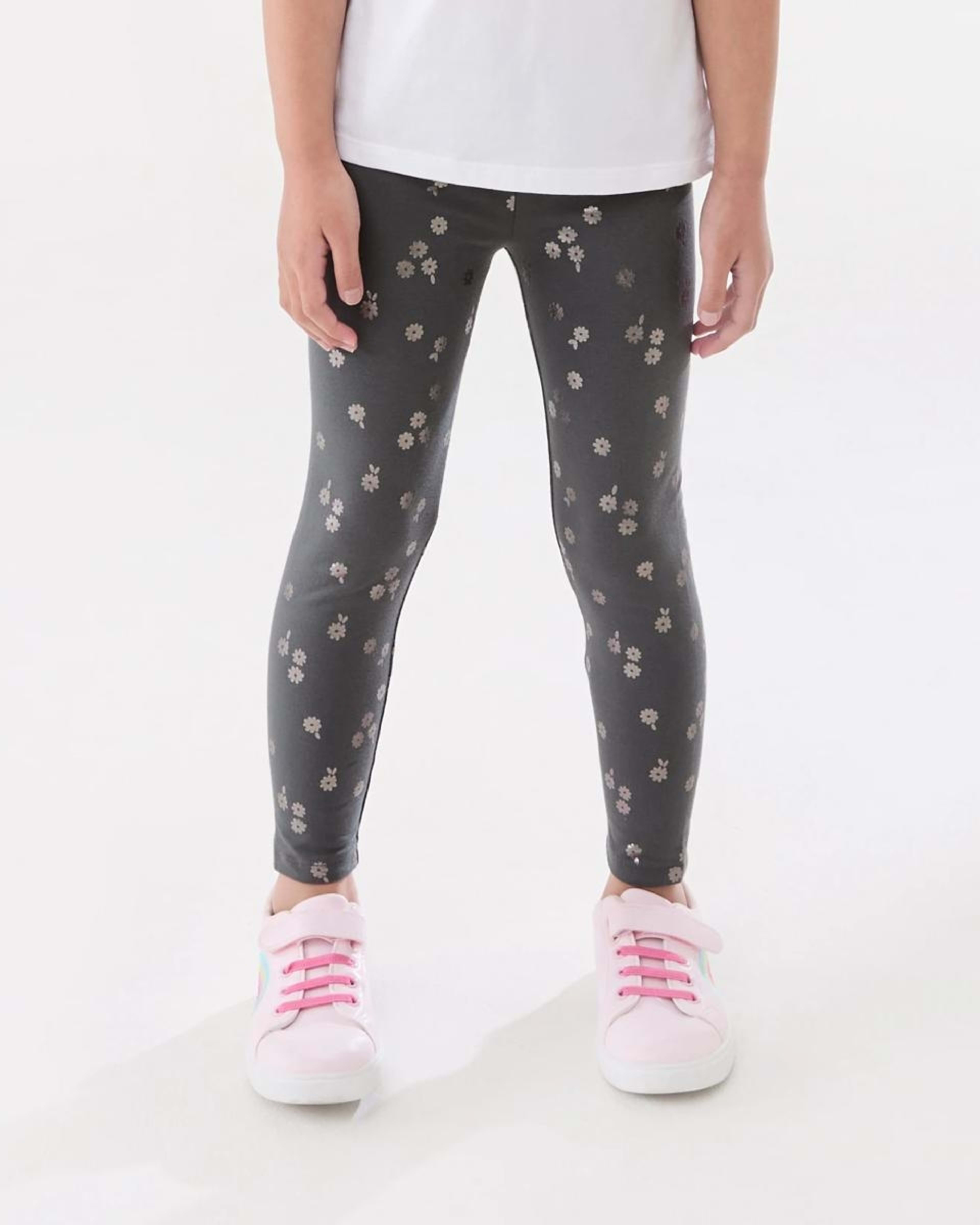 1 Foil Leggings SILVER PETALS DARK MAGNET, 1 of 5