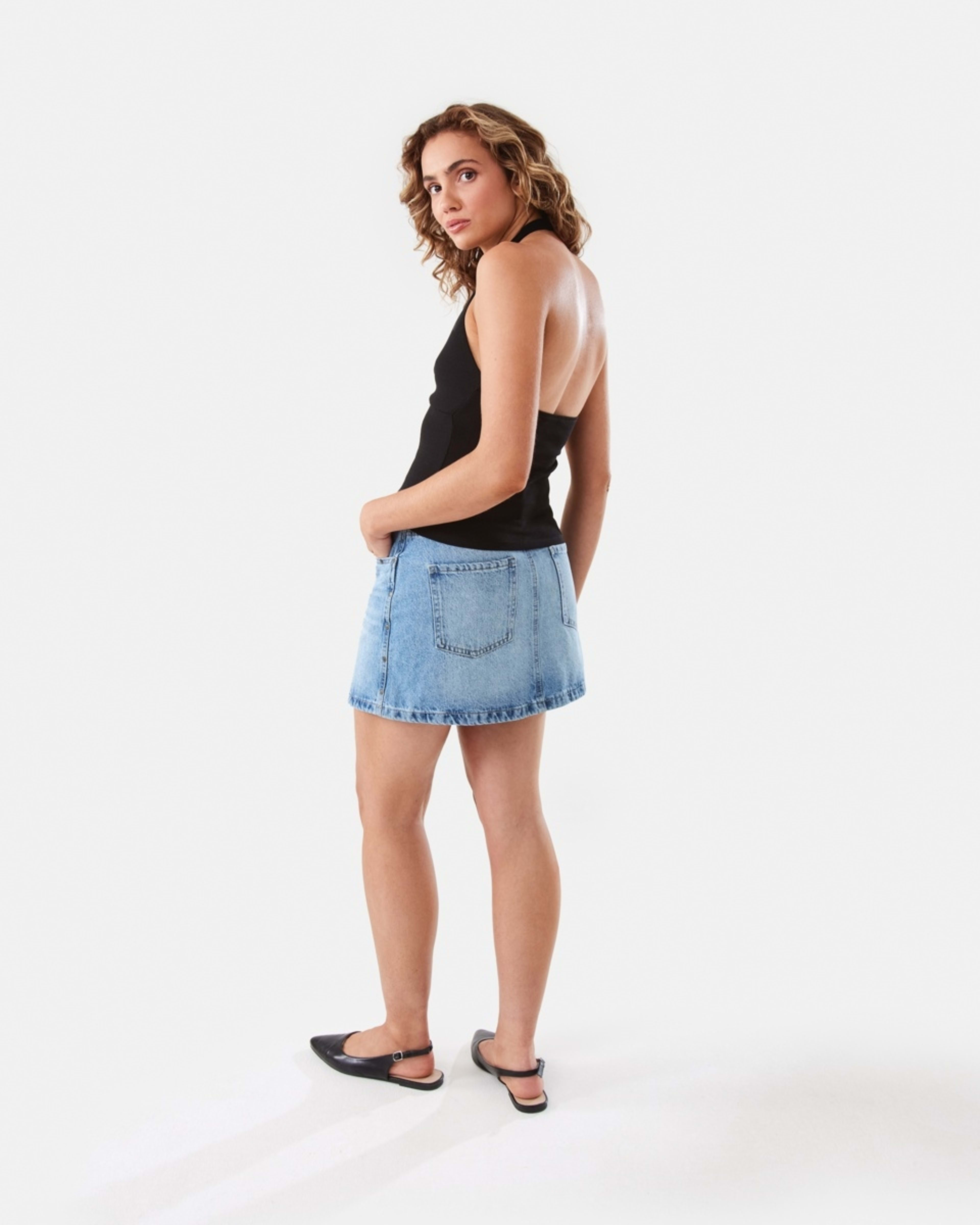 4 Sleeveless Stud Detail Halter Top Black, 4 of 6
