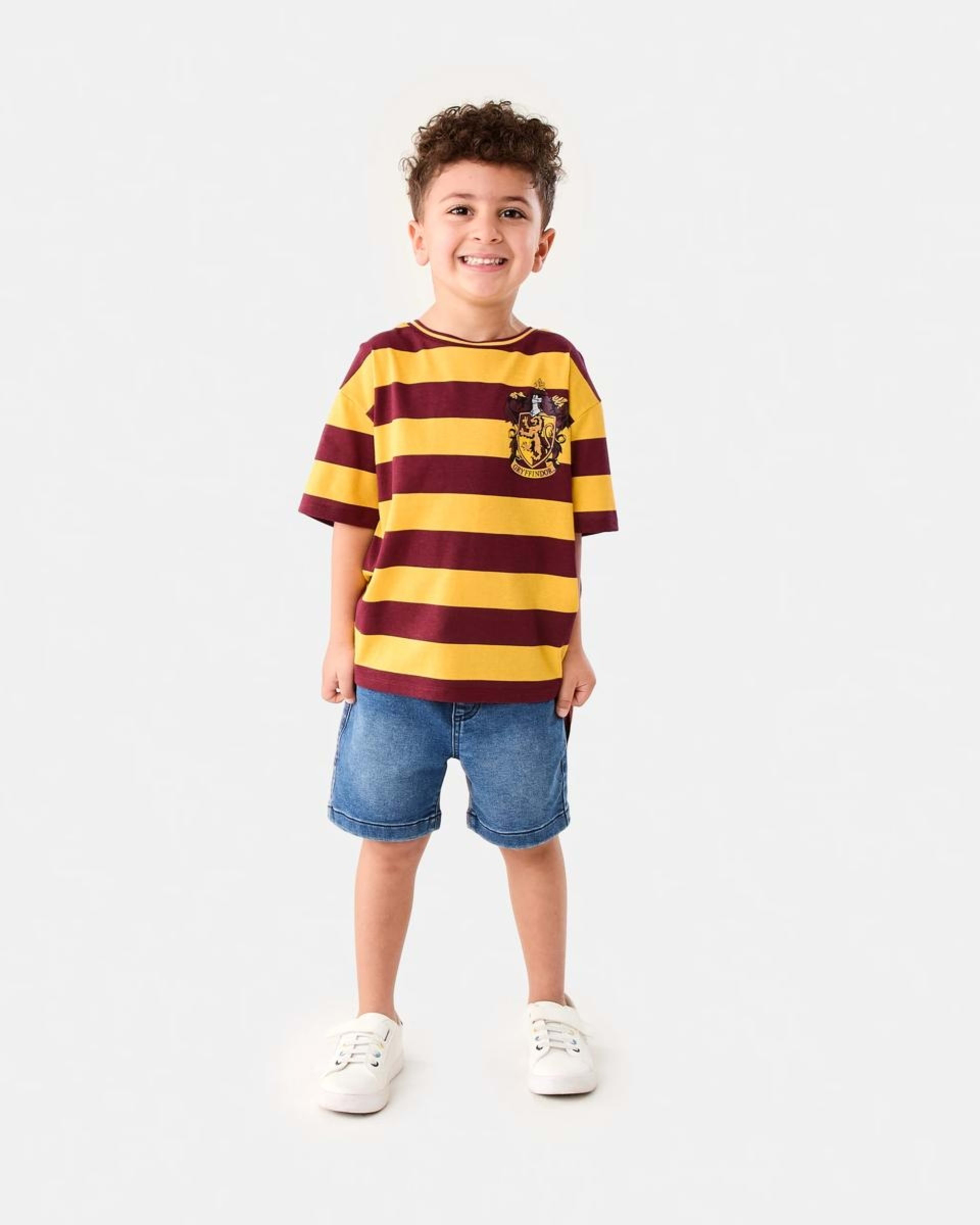 7 Harry Potter Character License Cape T-shirt HP GRYFFINDOR POTTER 07, 7 of 10