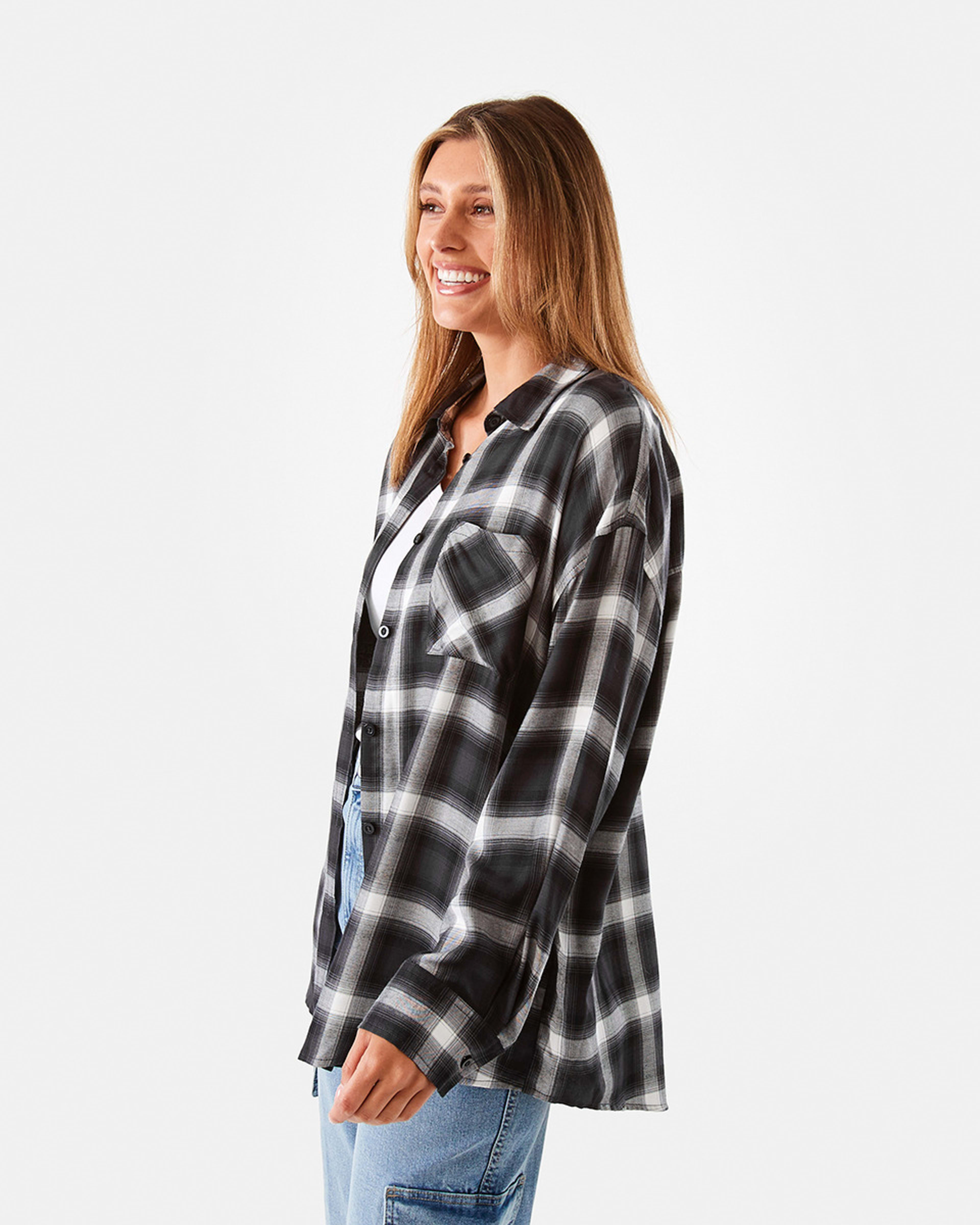 4 Long Sleeve Boyfriend Shirt Nvy Chk, 4 of 8
