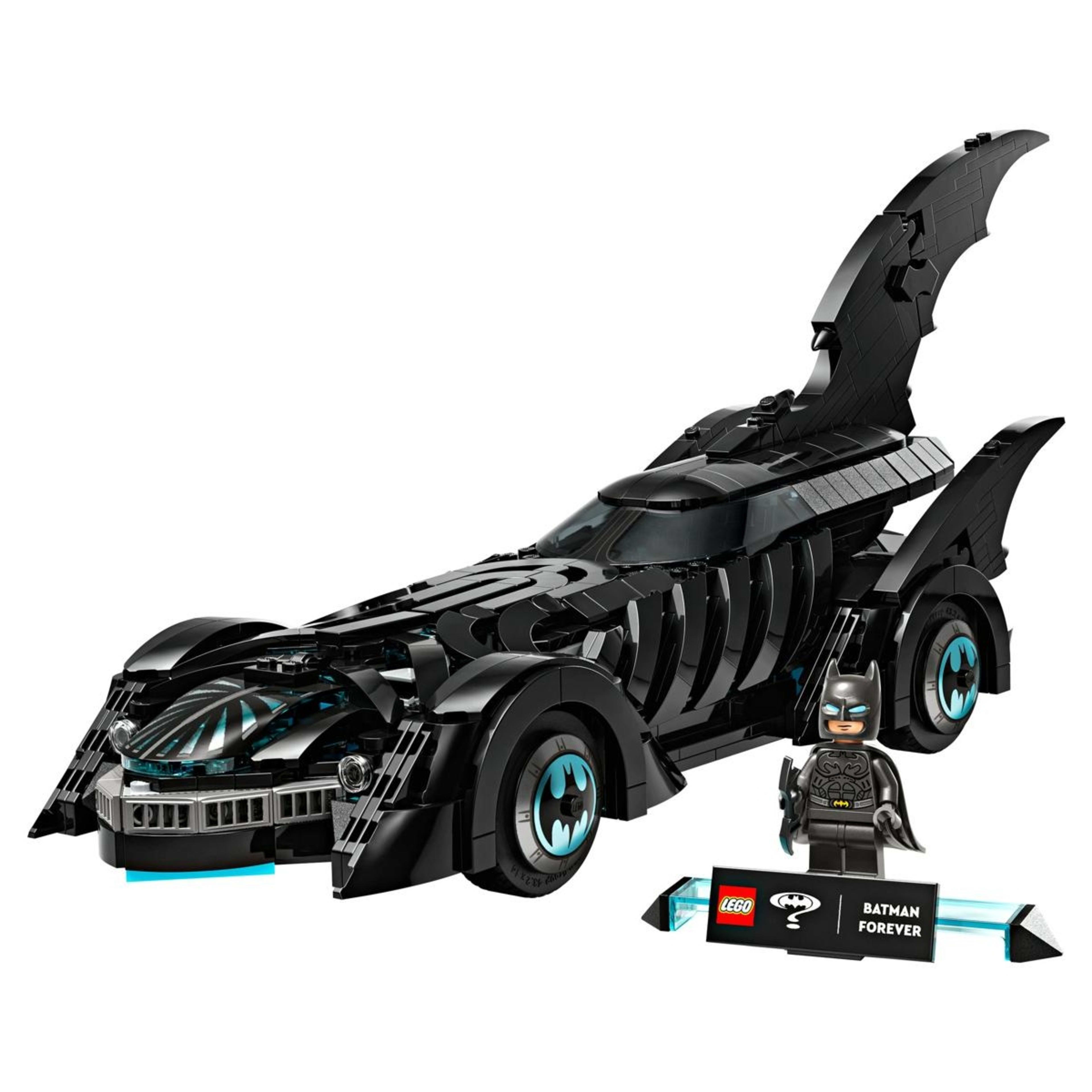 2 LEGO Super Heroes Batman Forever Batmobile 76304, 2 of 10