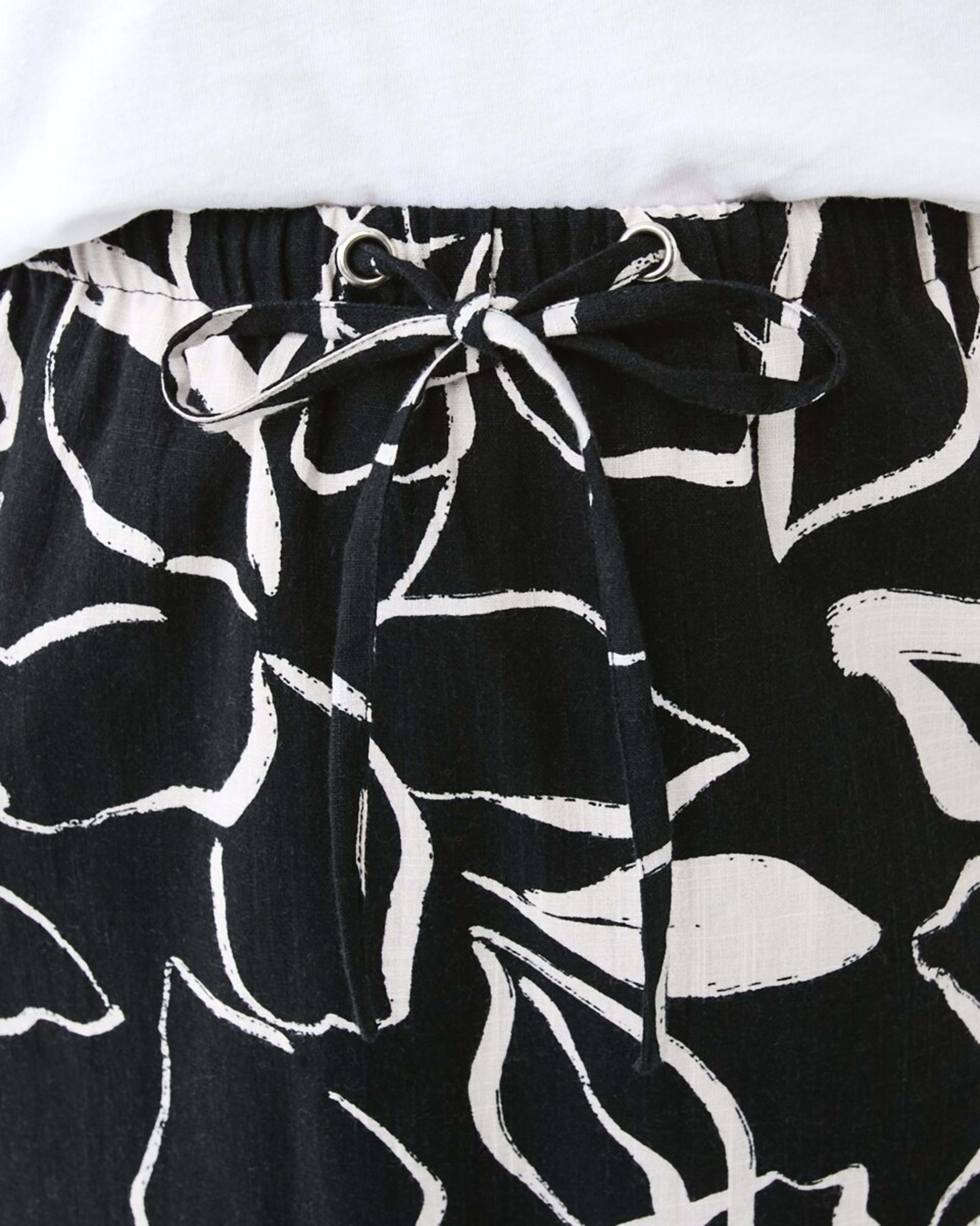 4 Curve Printed Relaxed Skirt Sktchflr B, 4 of 5